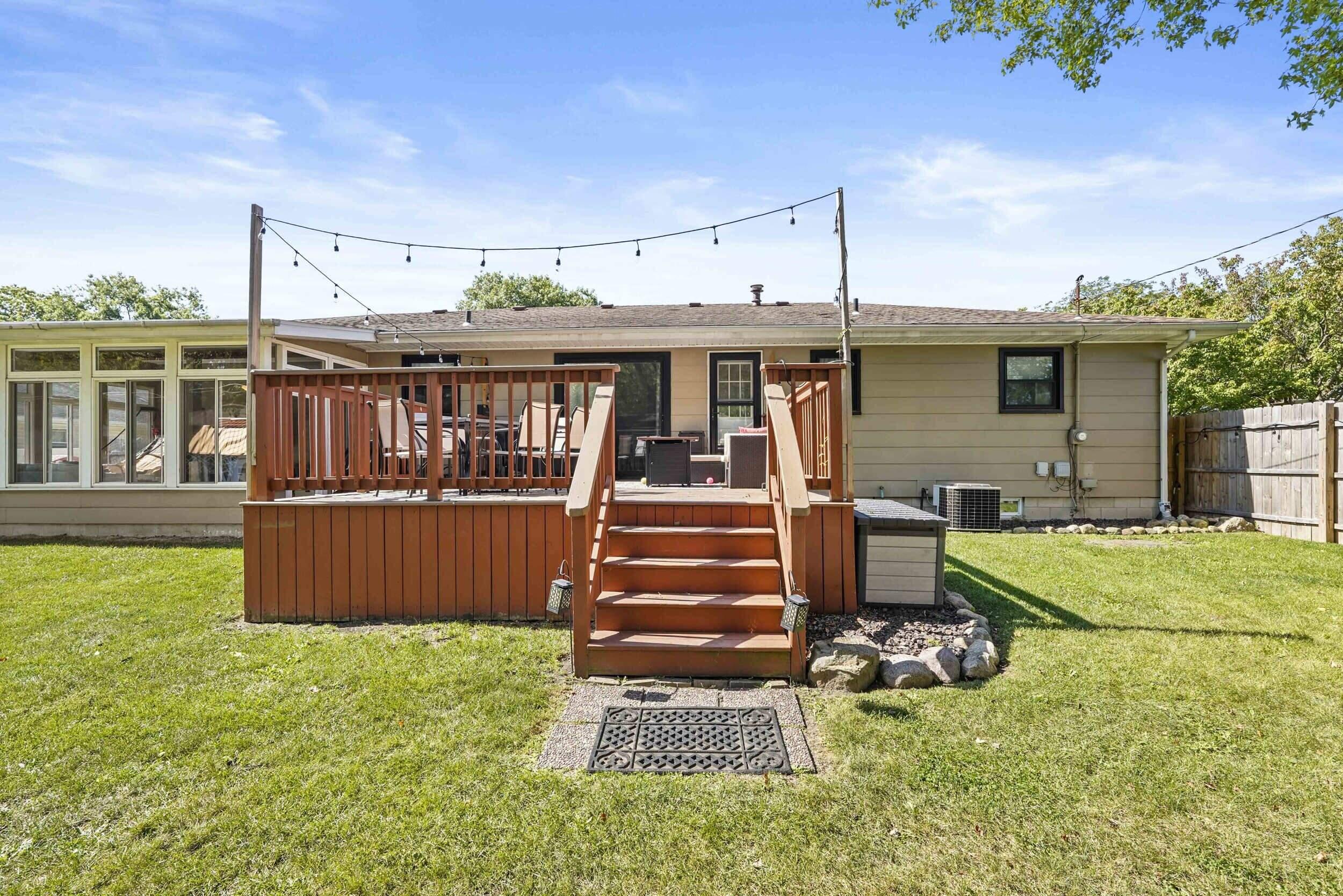 922 Maxwell Court