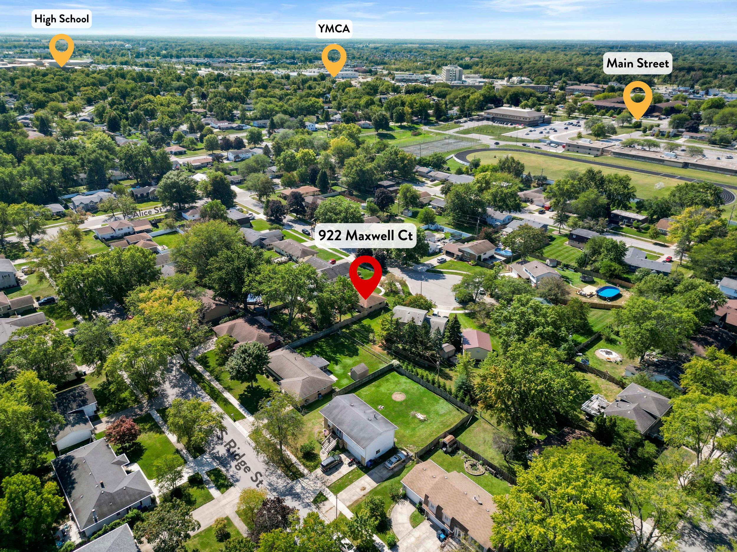 922 Maxwell Court