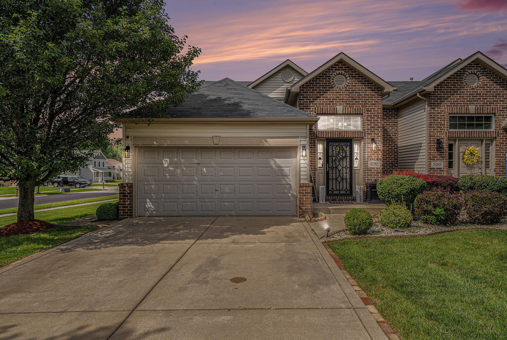 3792 W 70th Lane