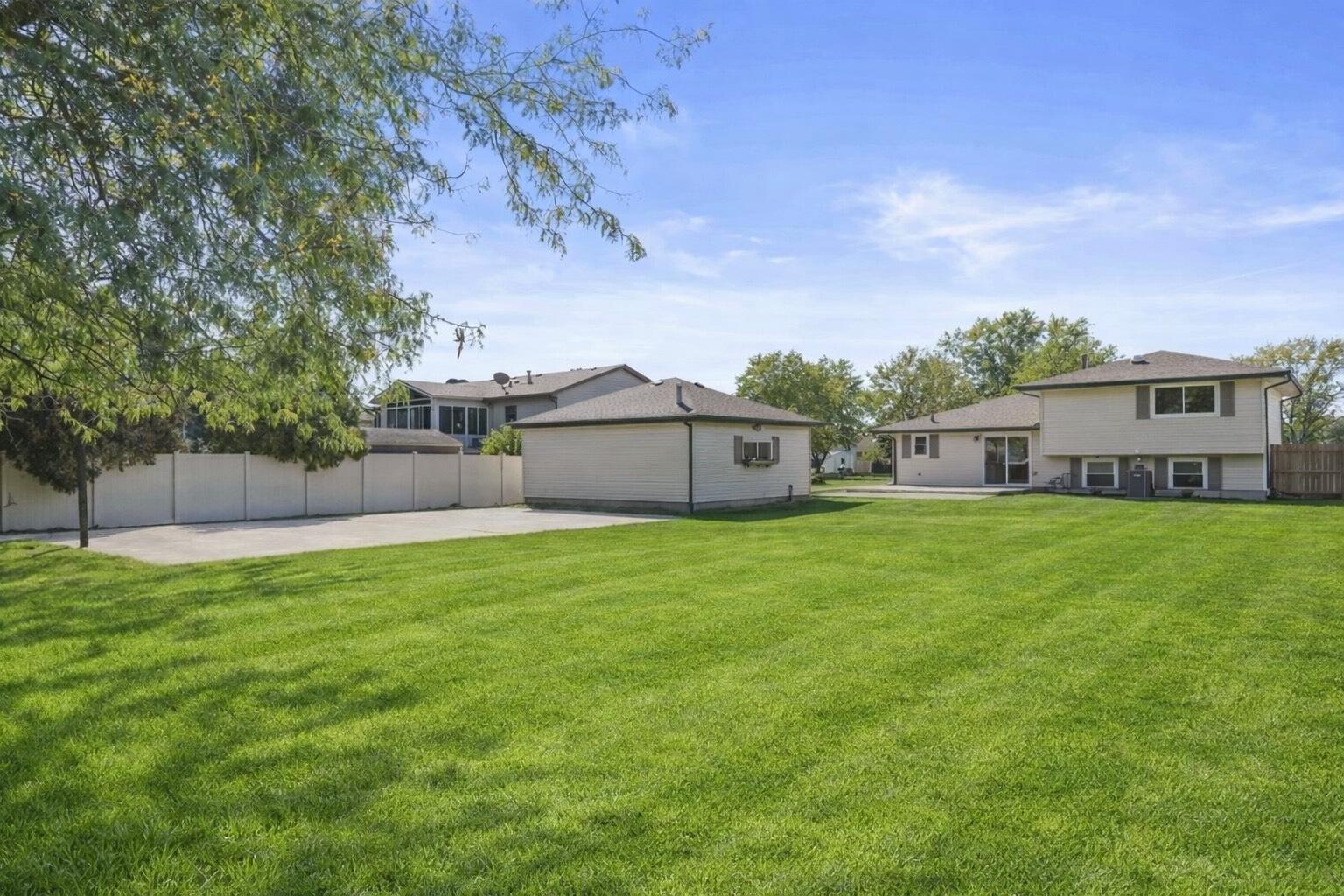1341 Capri Lane