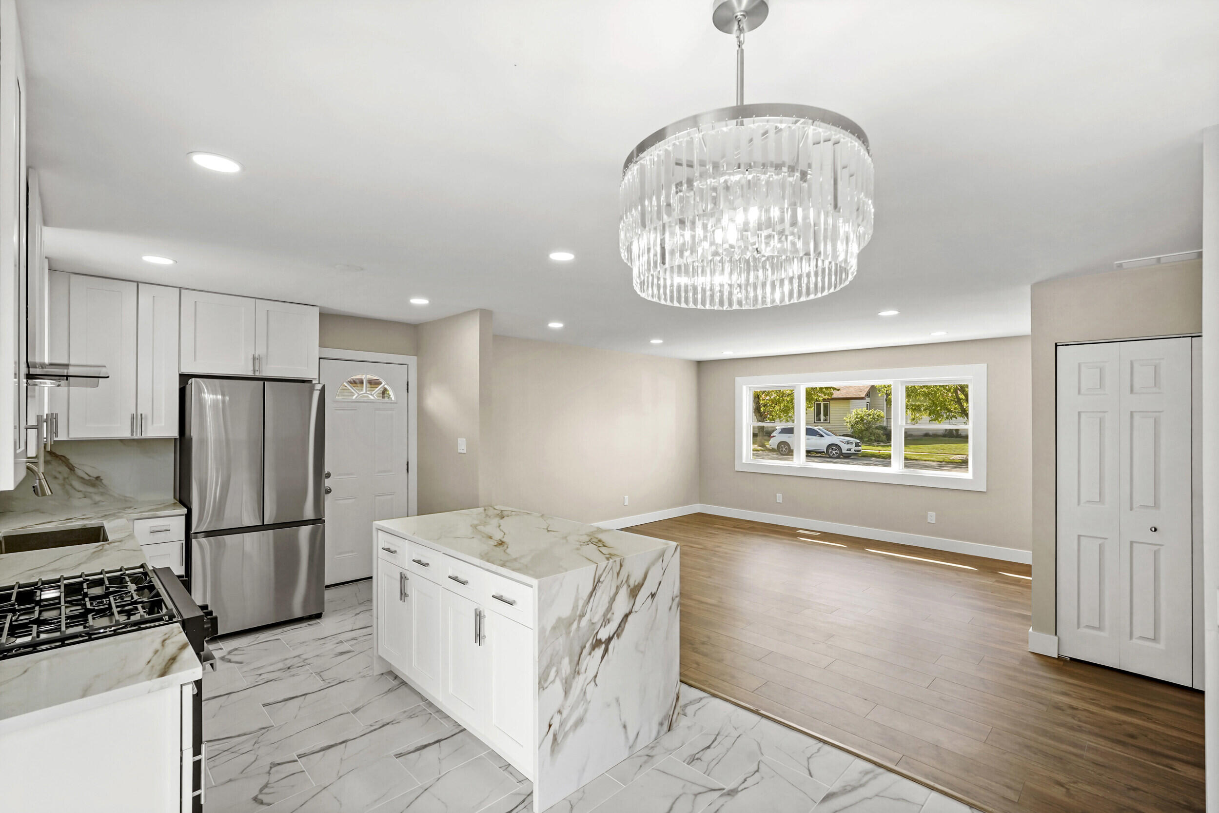 1341 Capri Lane