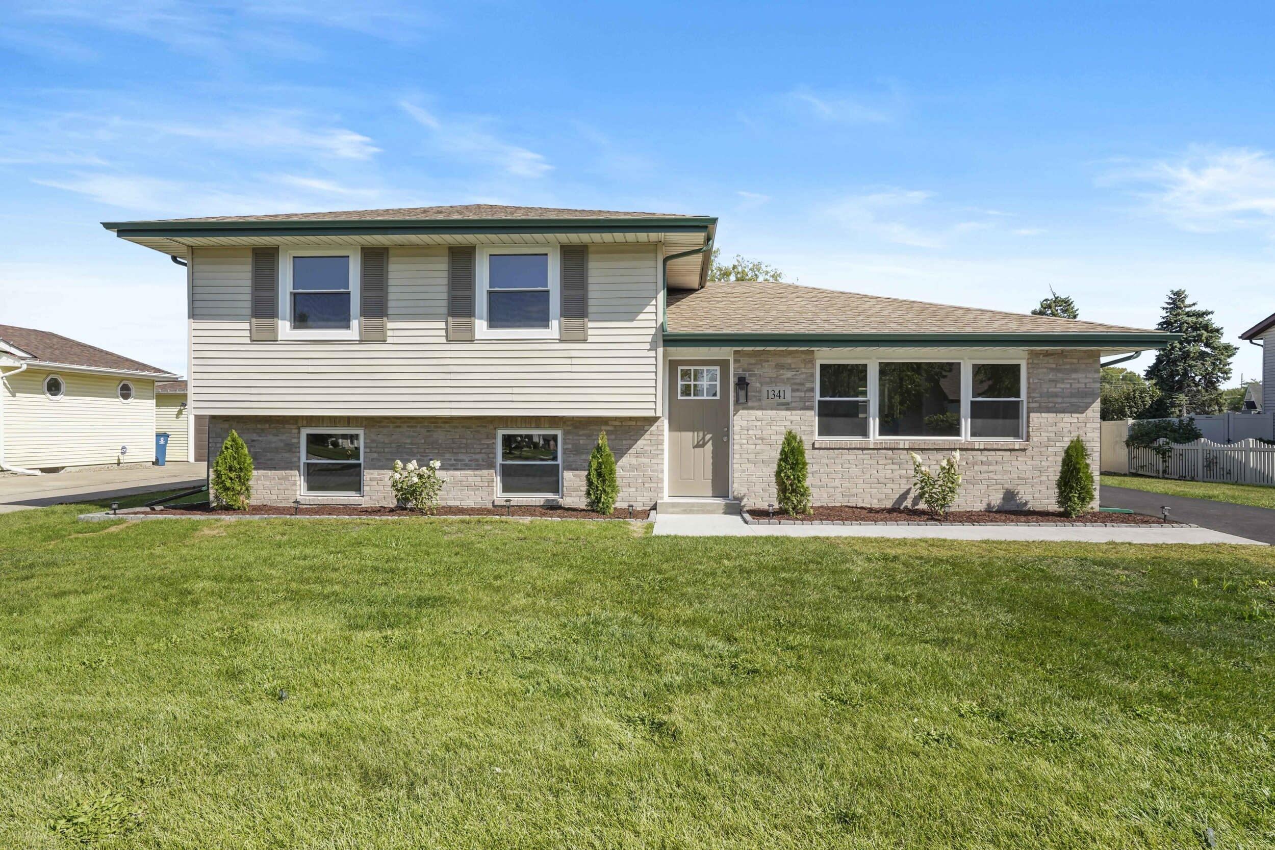 1341 Capri Lane