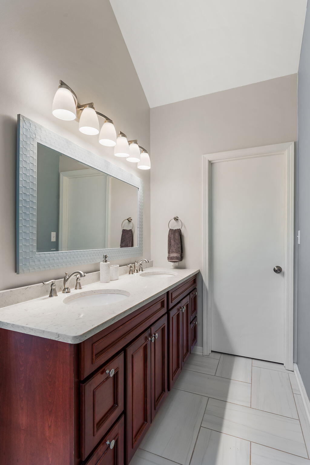 8748 Durbin Lane