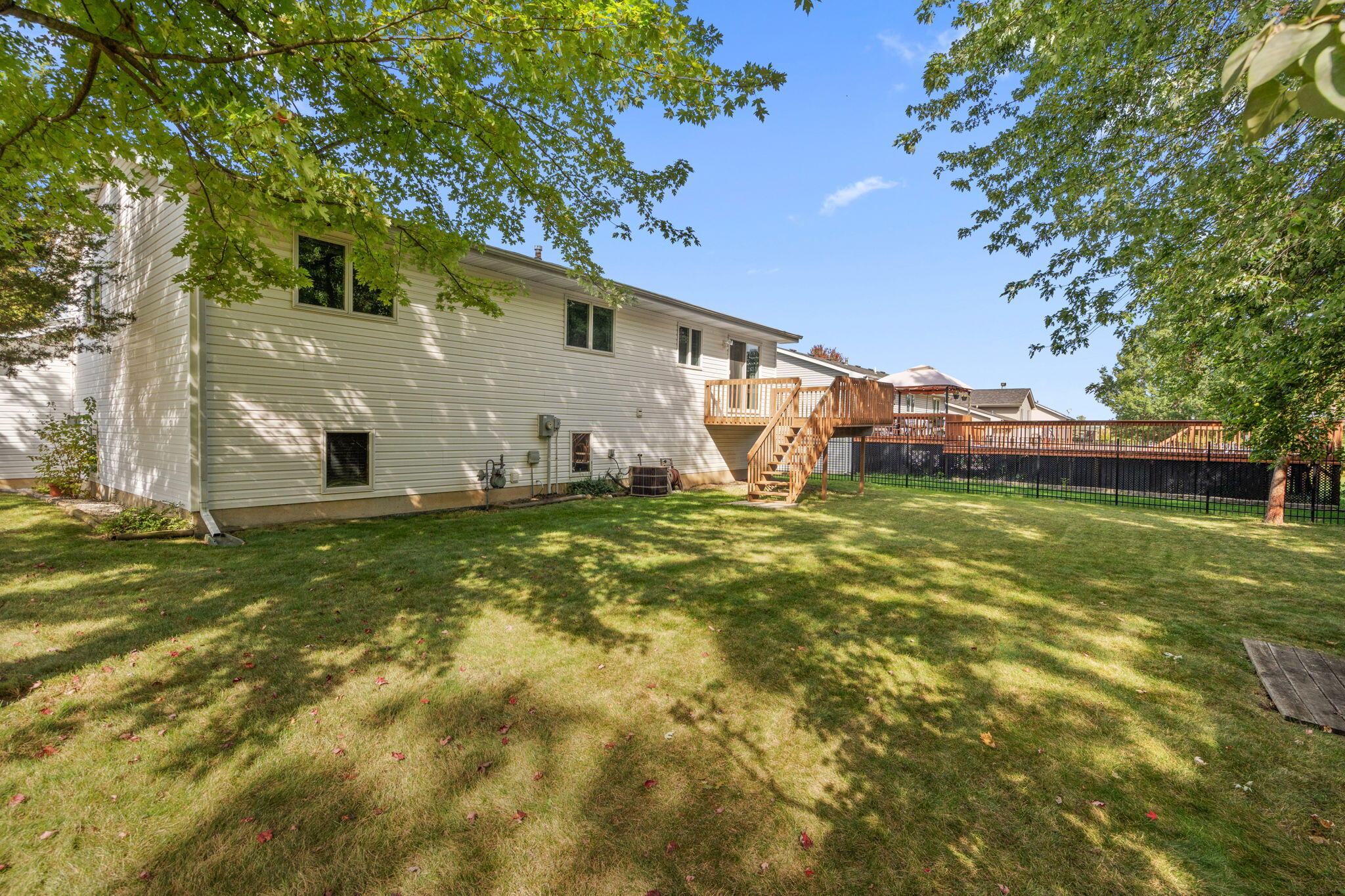 8849 Calhoun Place