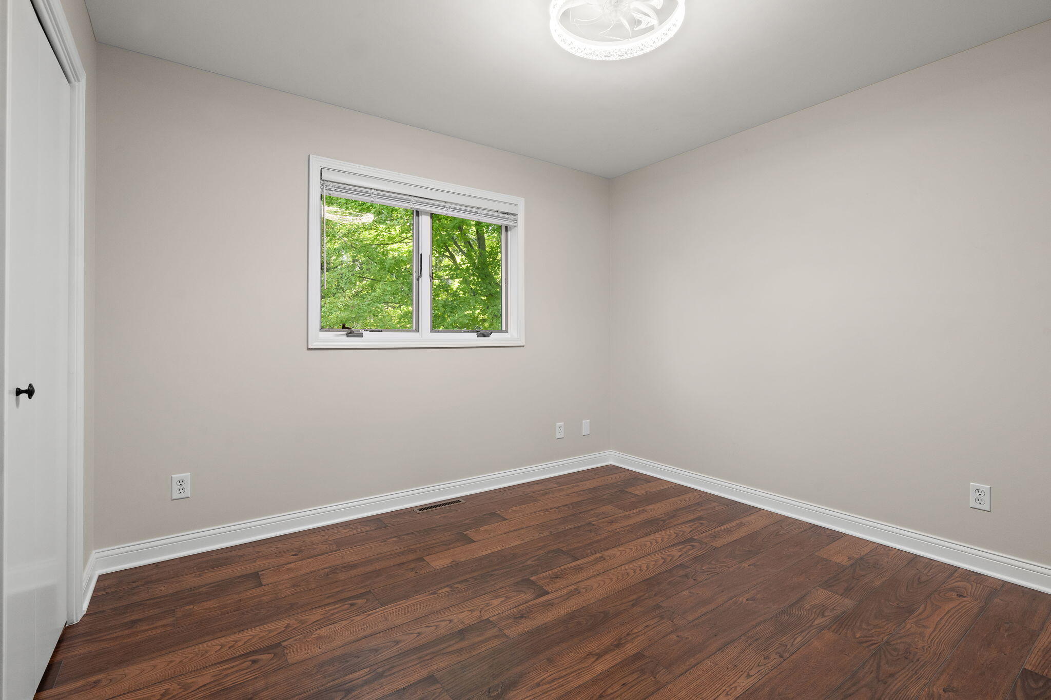 8849 Calhoun Place