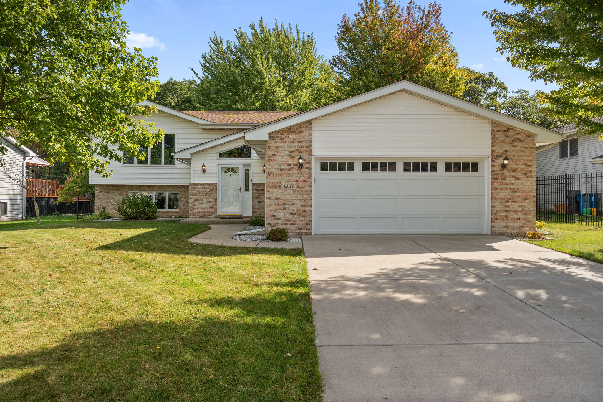 8849 Calhoun Place