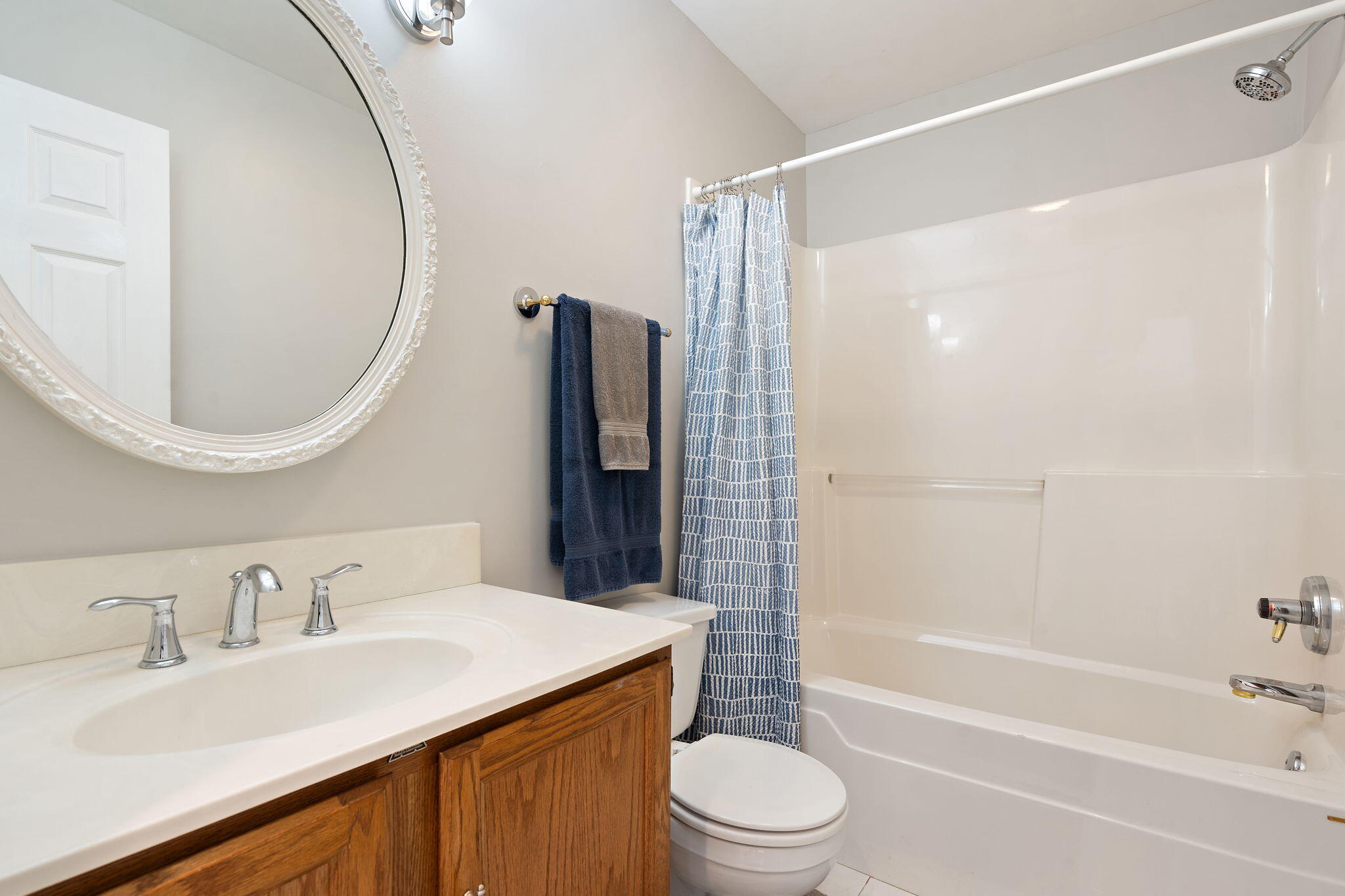 355 W Deerpath Drive W