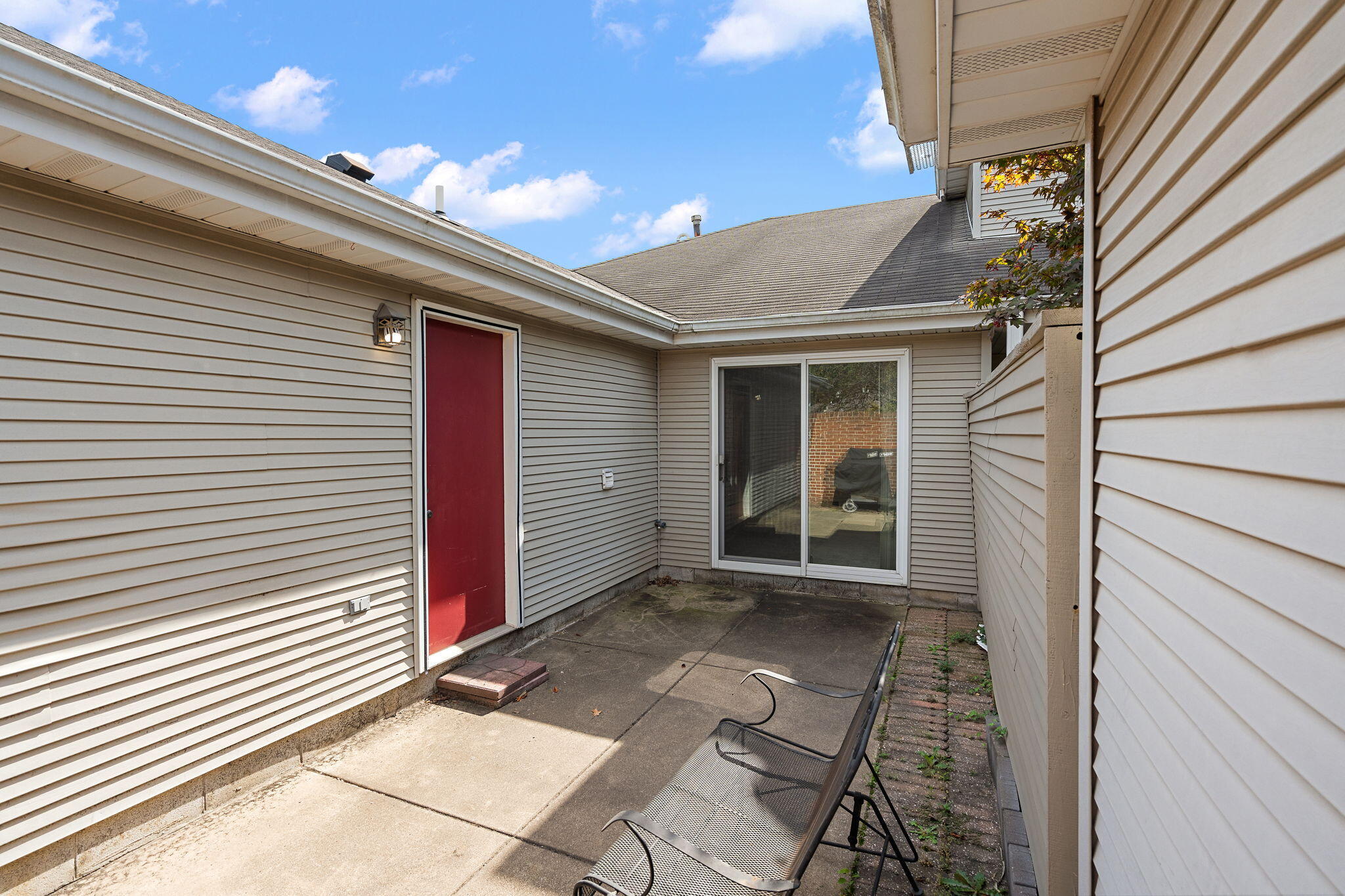 355 W Deerpath Drive W