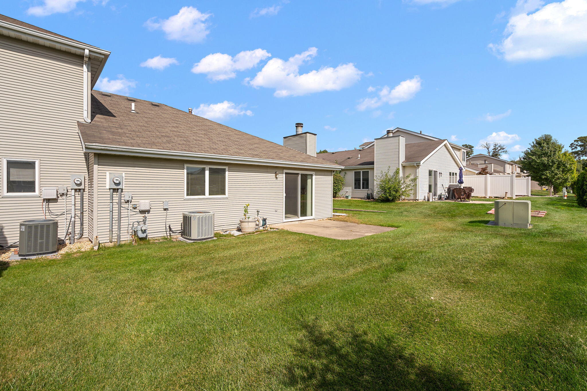 355 W Deerpath Drive W