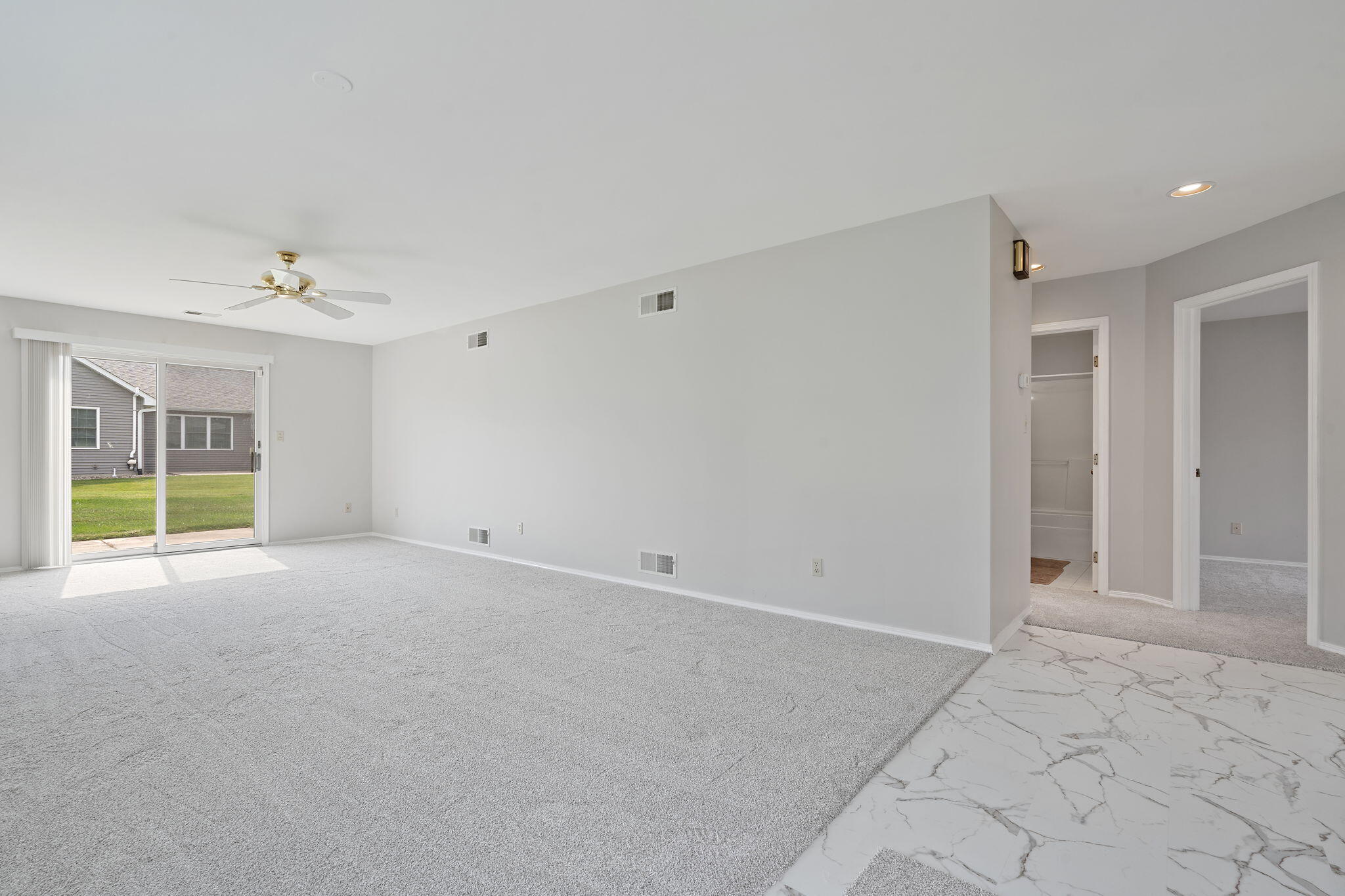 355 W Deerpath Drive W