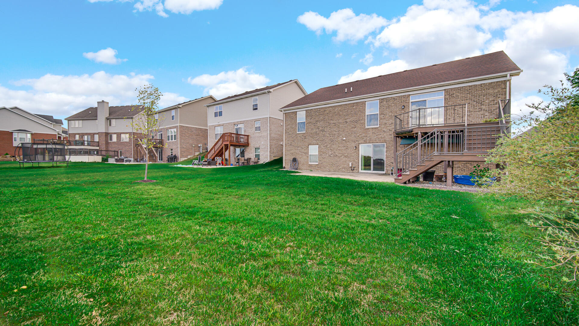 10342 Adler Cove