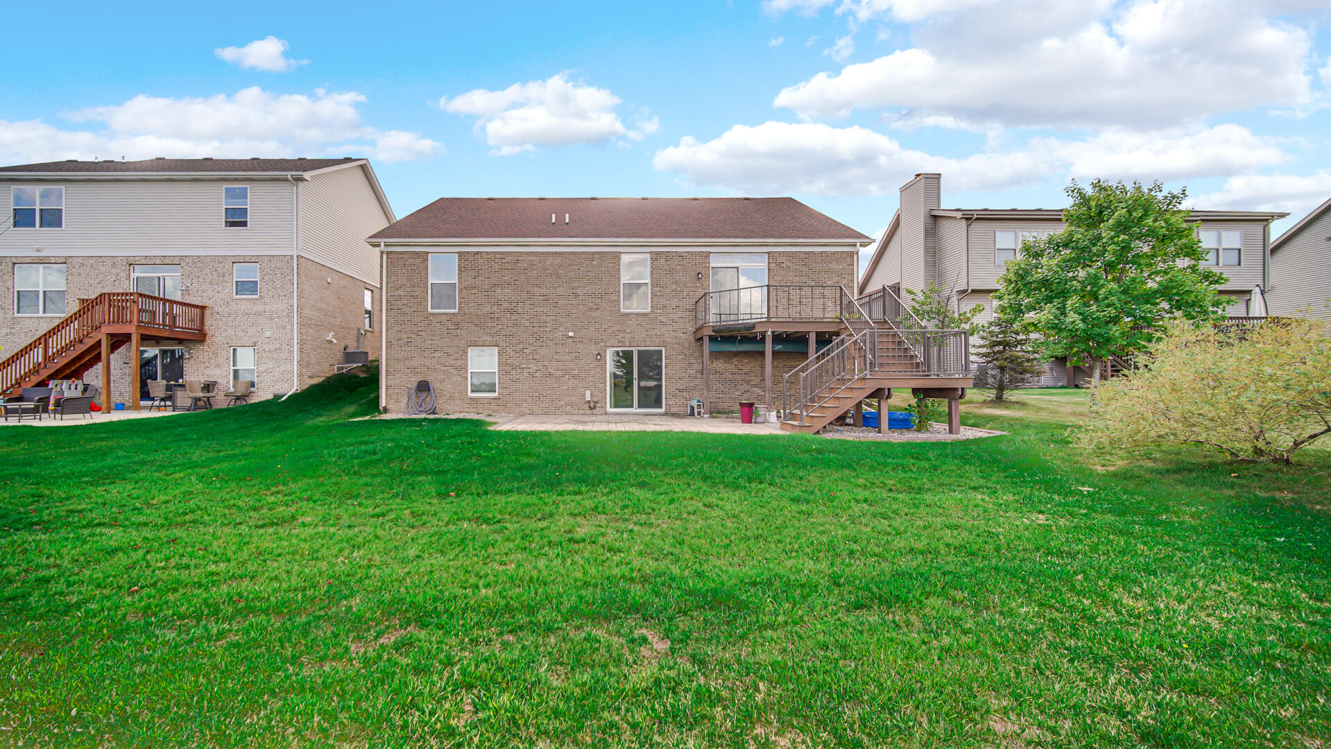 10342 Adler Cove