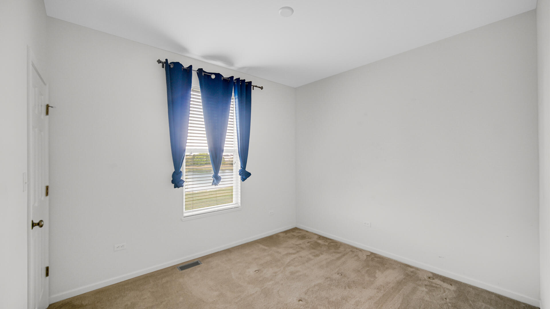 10342 Adler Cove