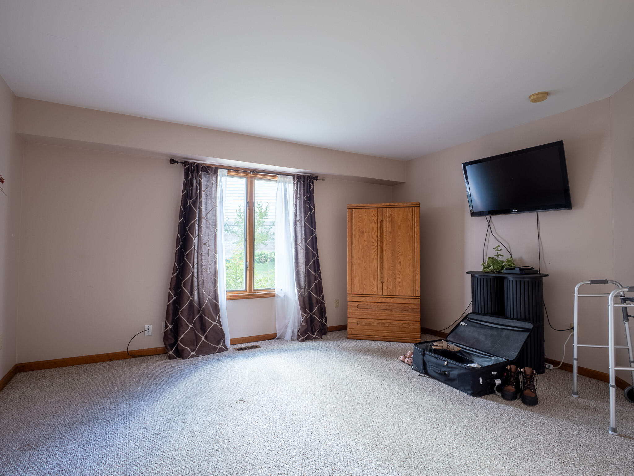 1362 W 94th Court