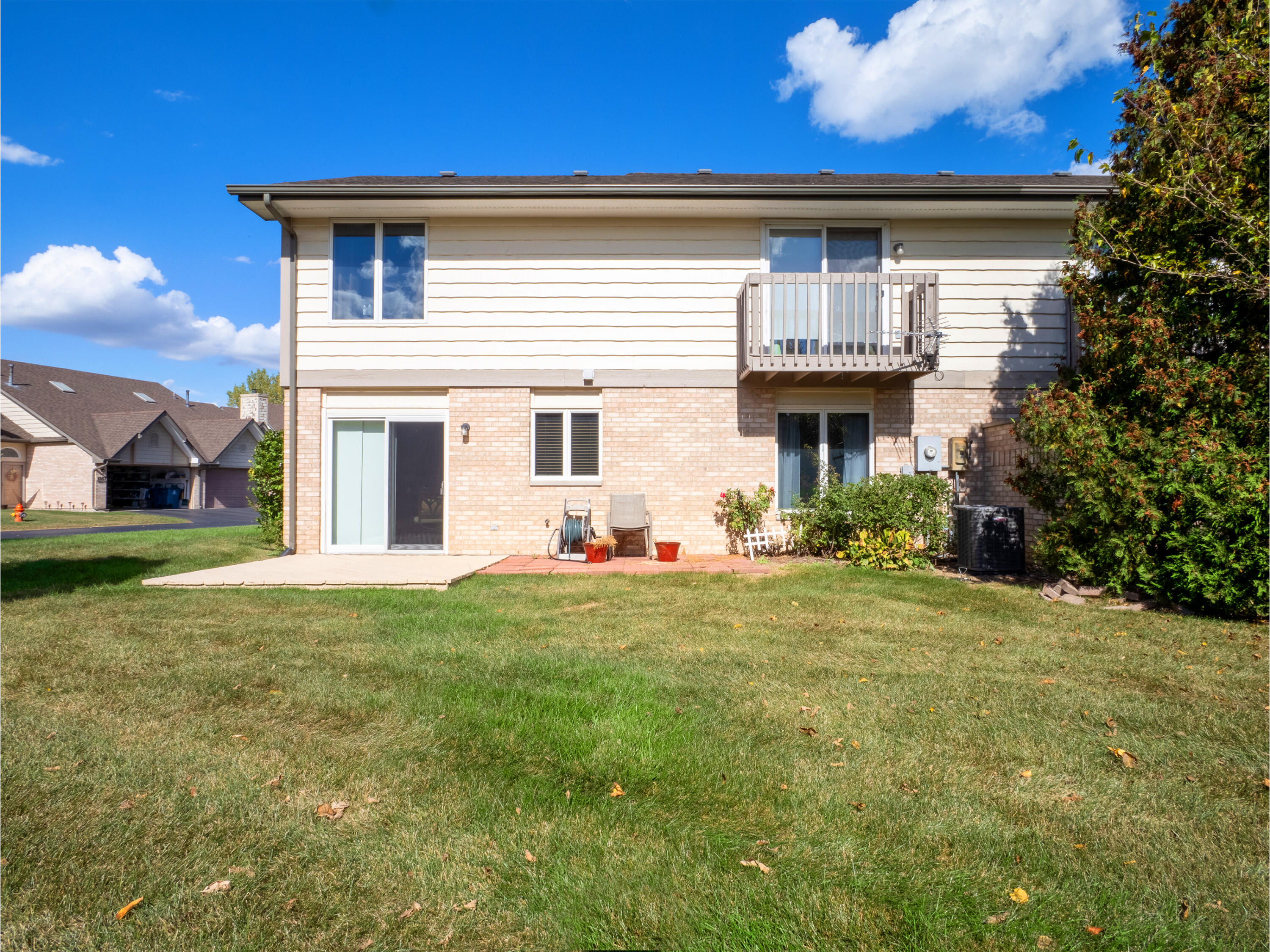 1362 W 94th Court