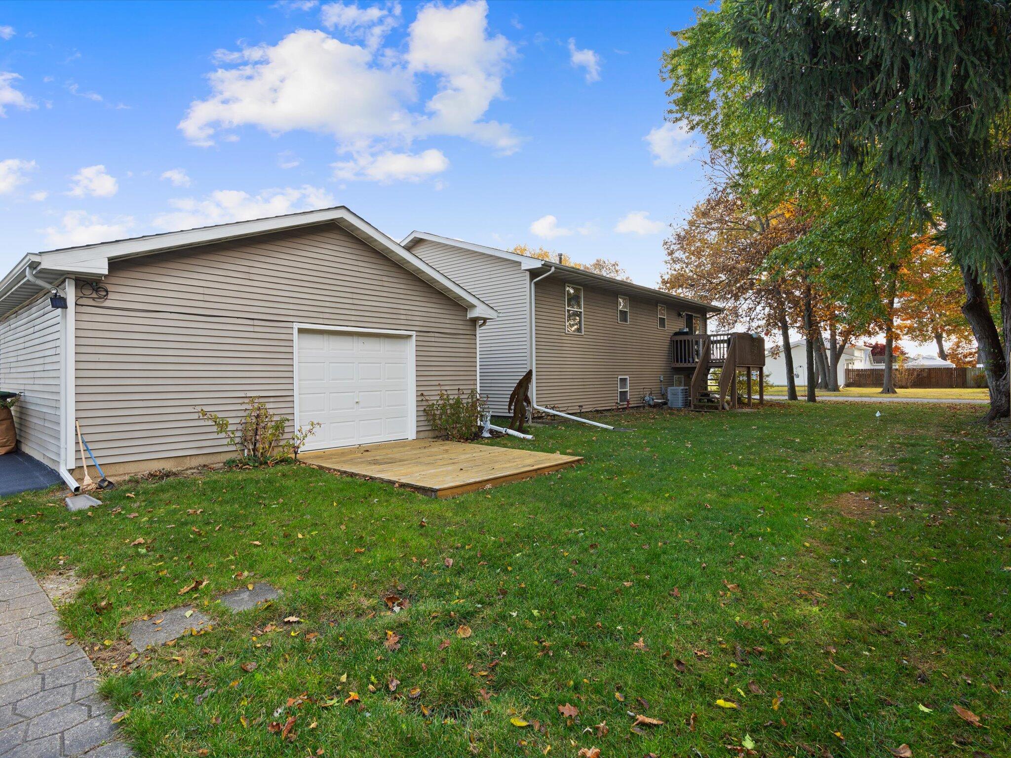 1198 Csokasy Lane