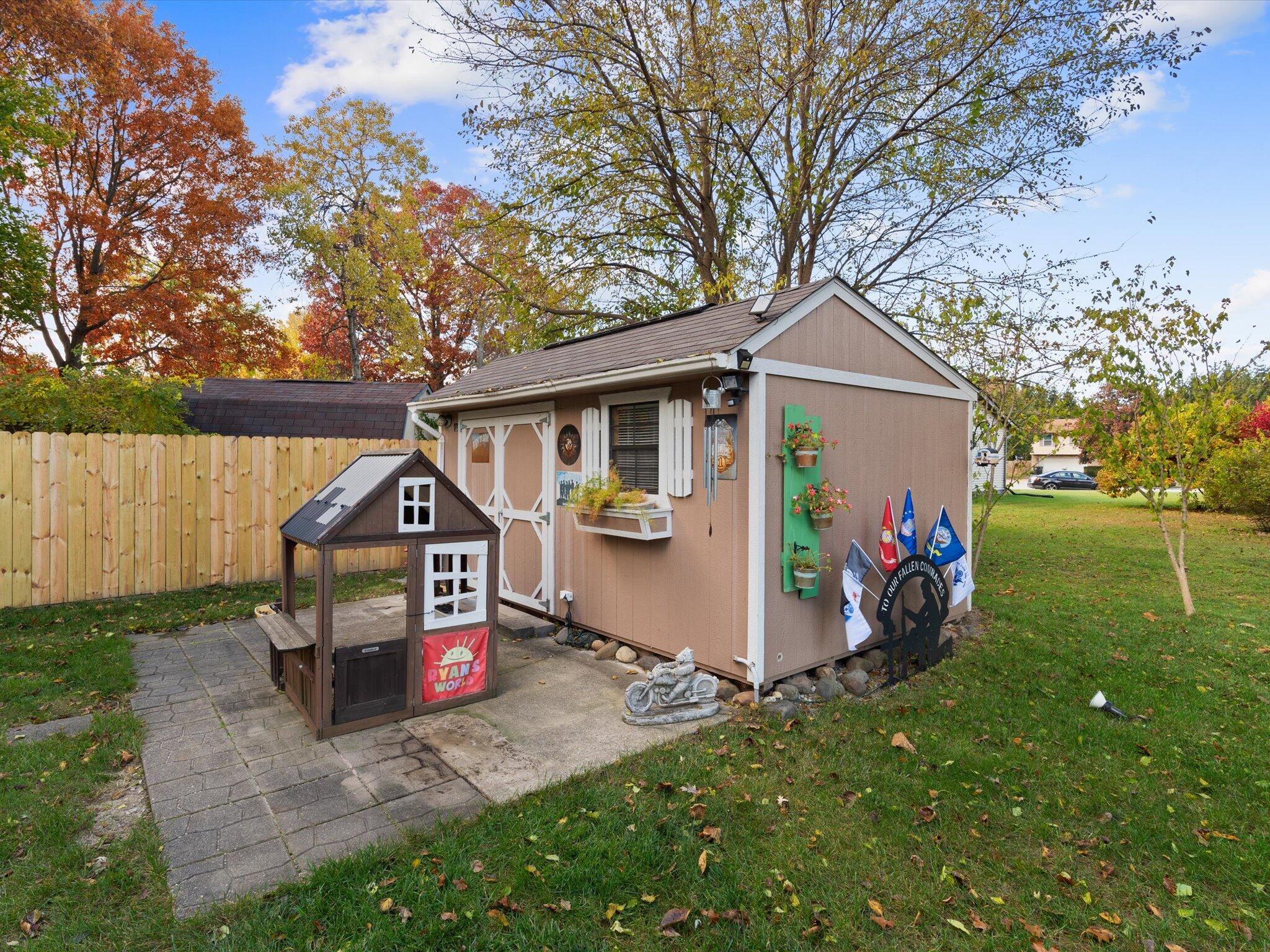 1198 Csokasy Lane