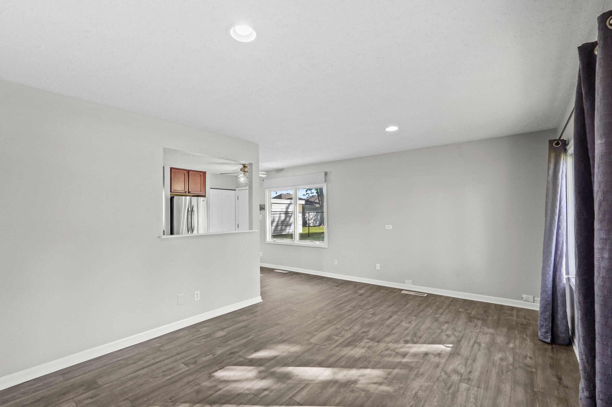 3604 W 104th Place
