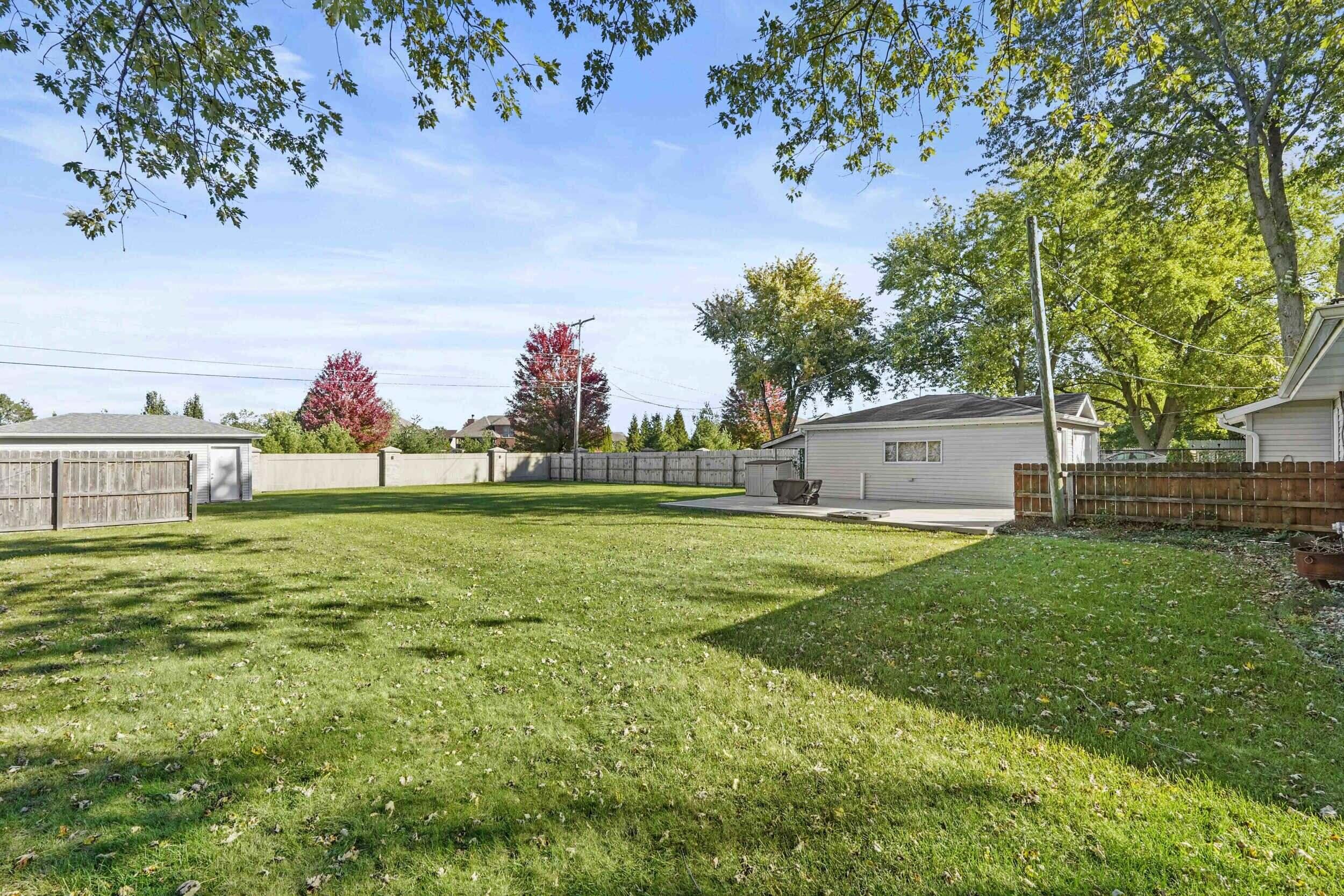 3604 W 104th Place