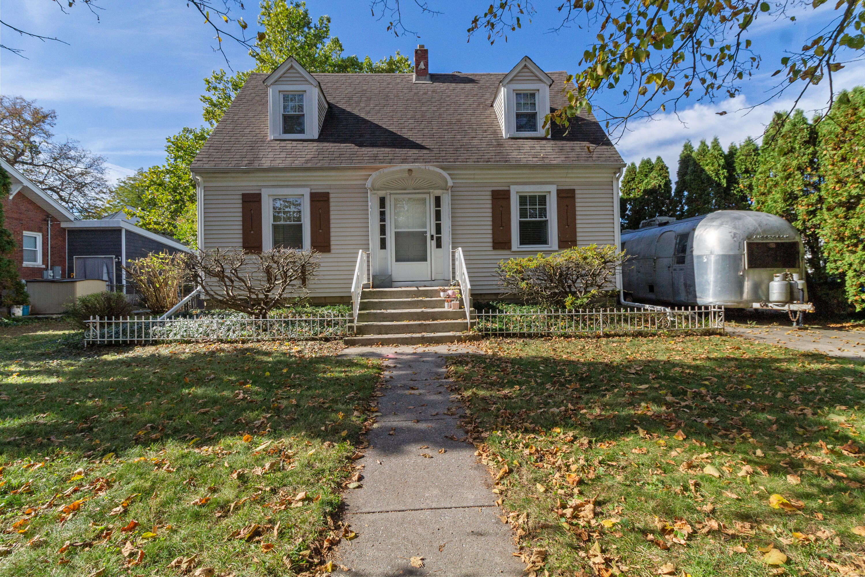 269 Maxwell Street