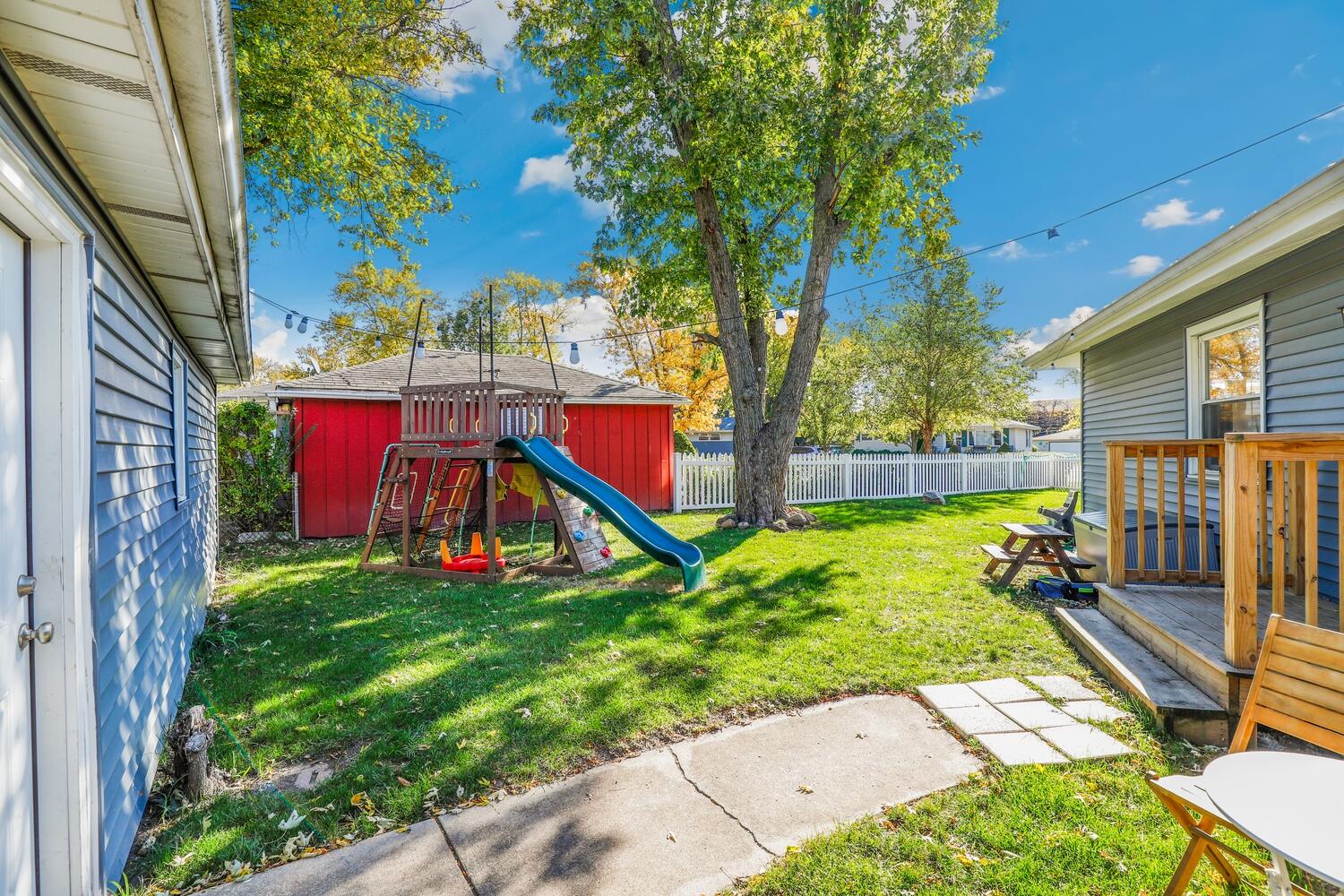 924 W Crestview Court