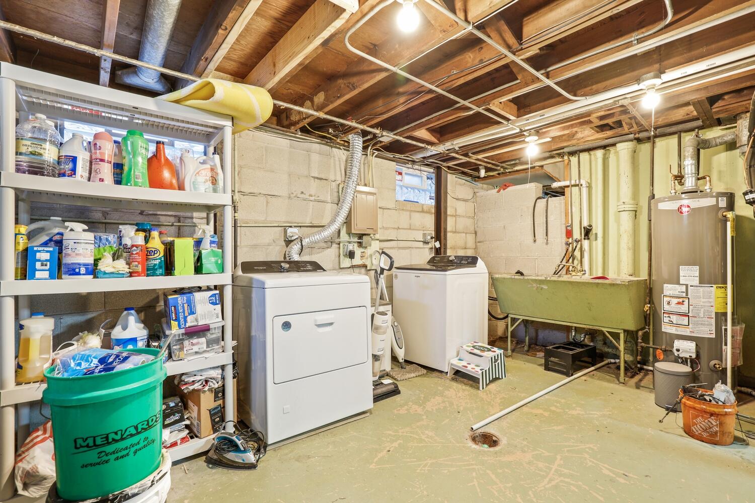 924 W Crestview Court