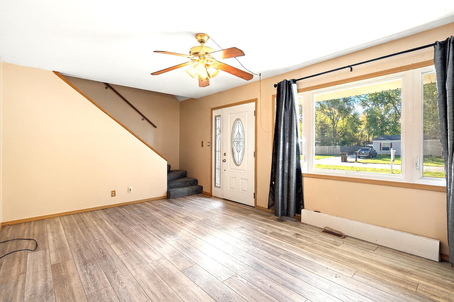 2790 E 1059 N