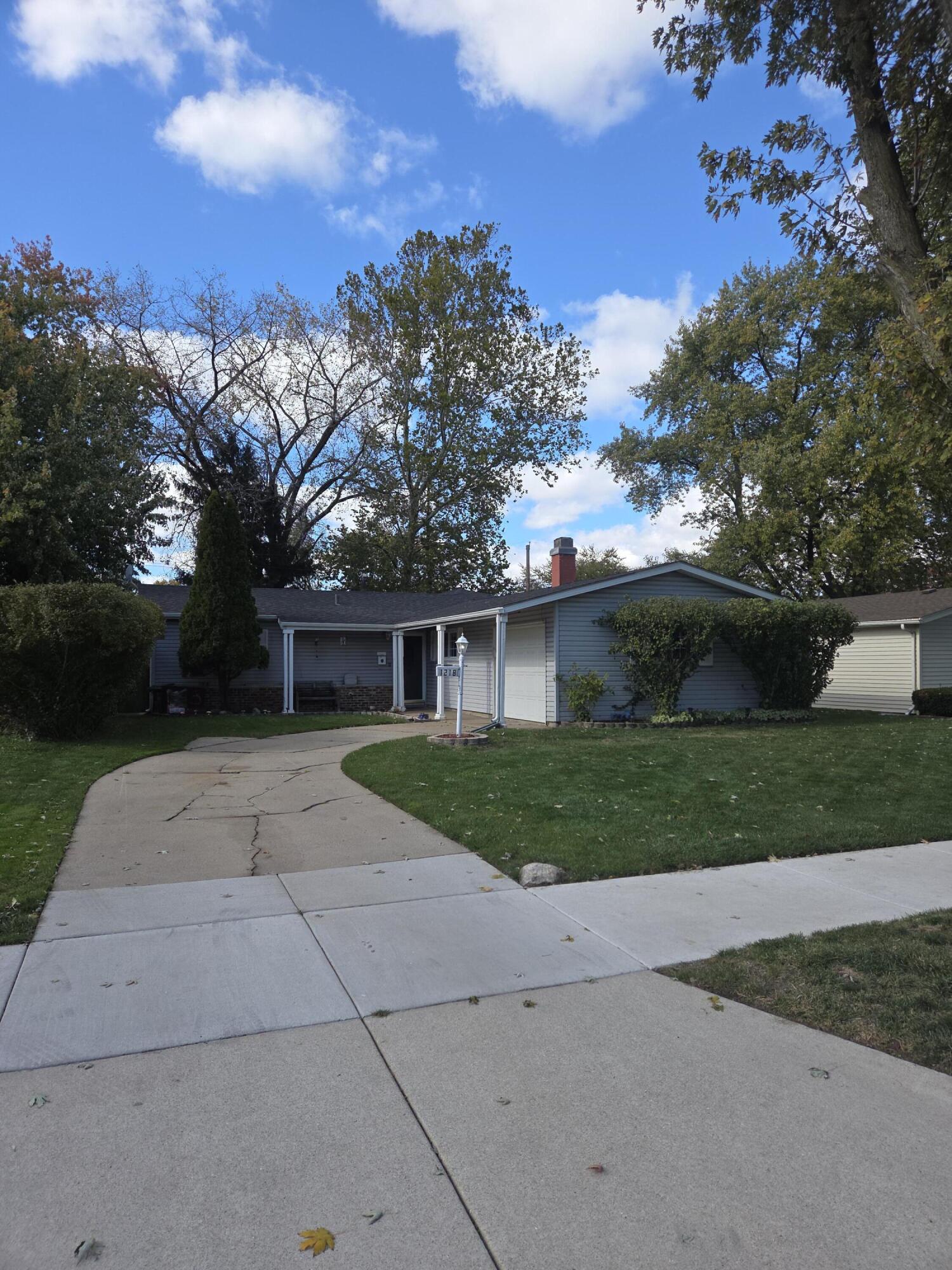 1218 N Glenwood Avenue
