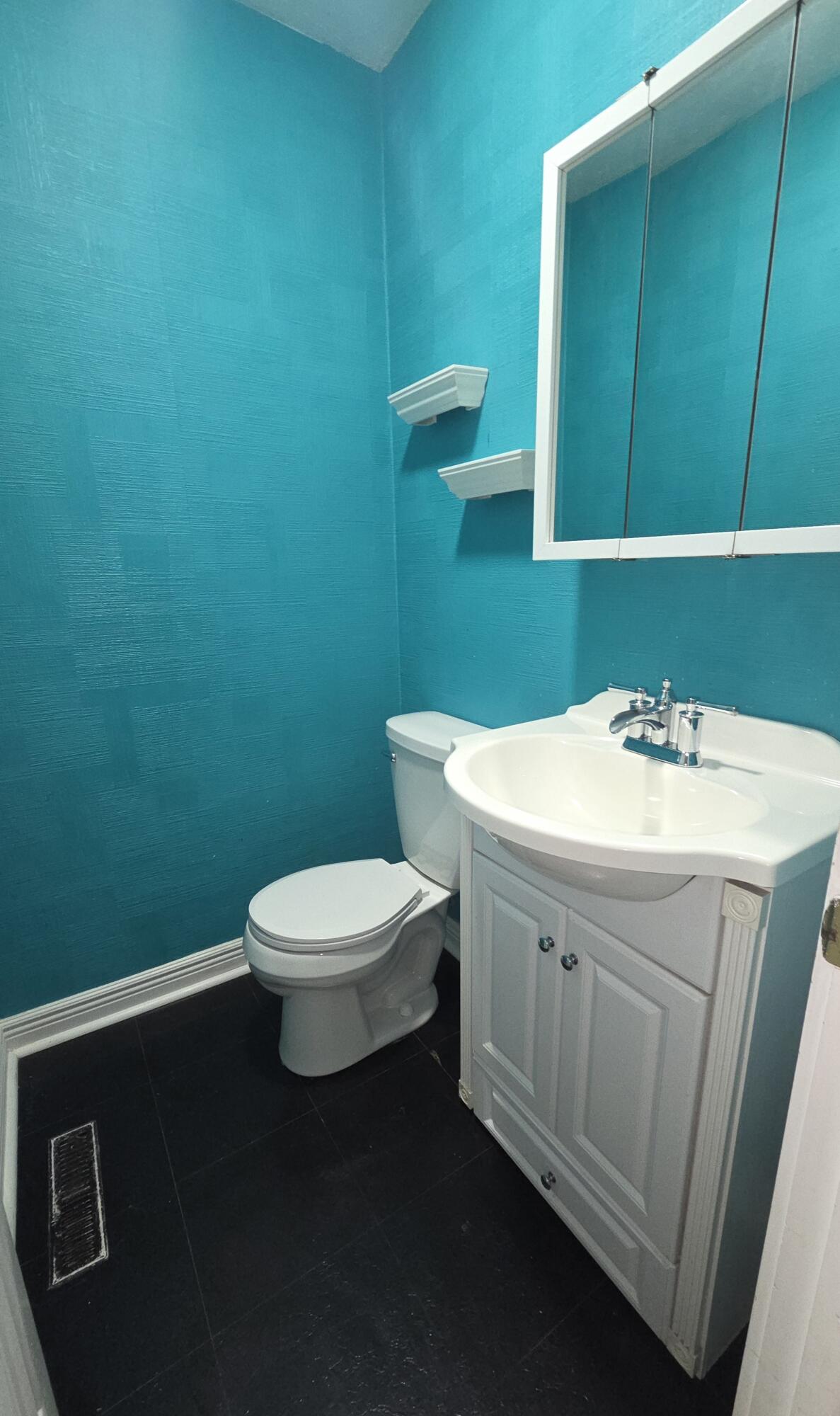 1218 N Glenwood Avenue