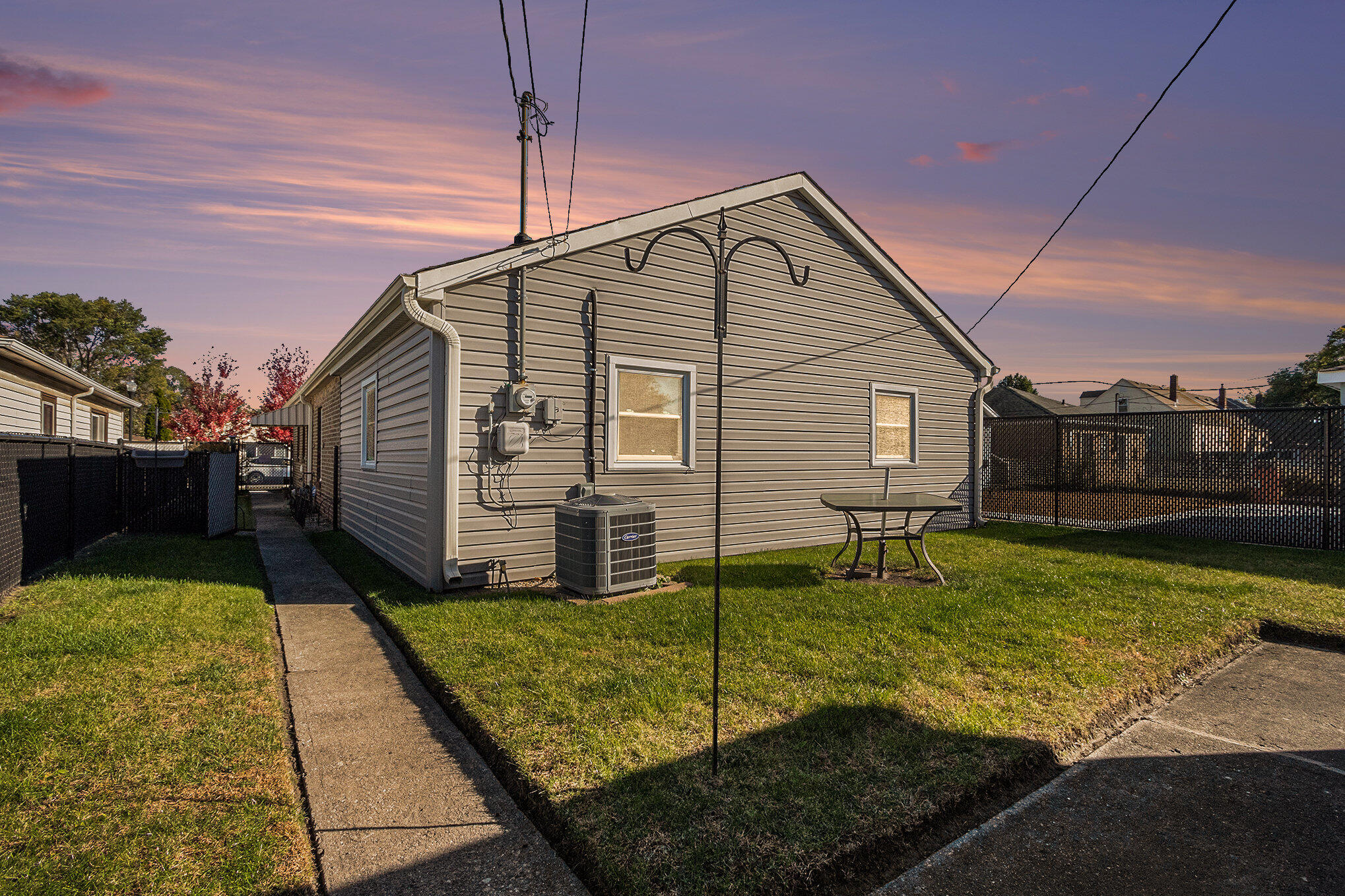 3944 Henry Avenue