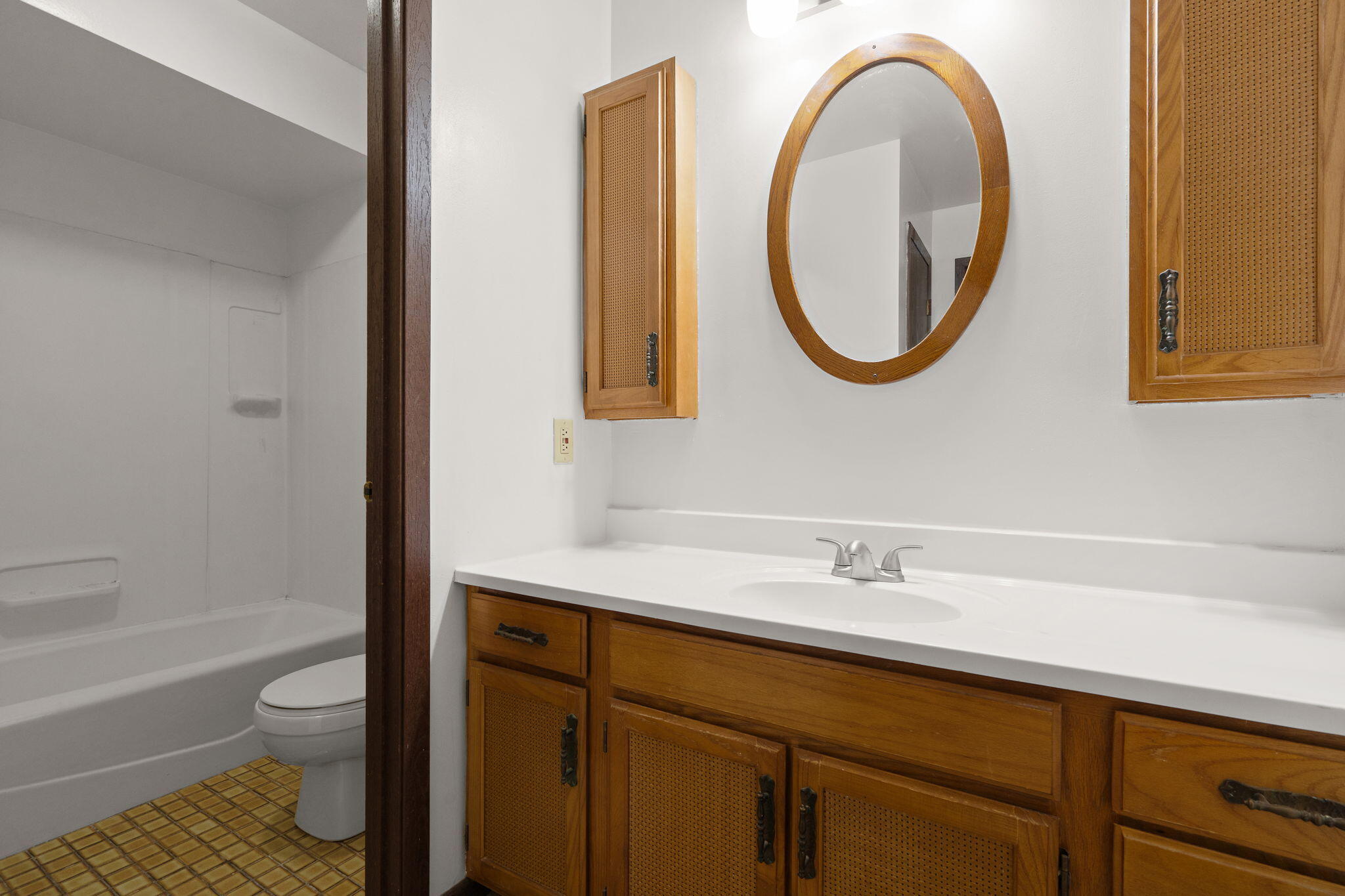 929 W Glen Park Avenue Unit: 304