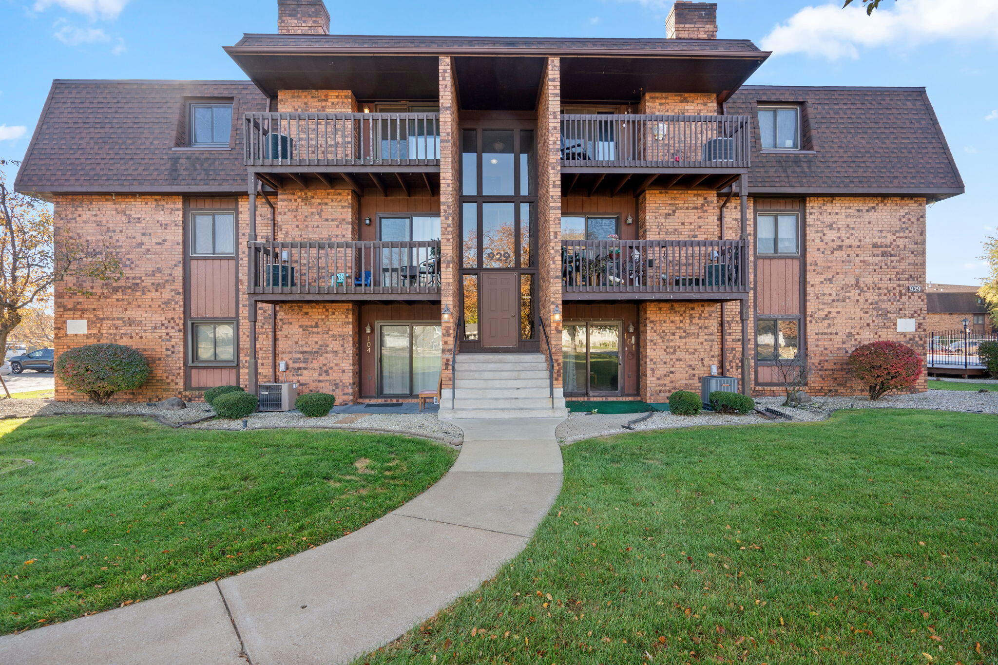 929 W Glen Park Avenue Unit: 304