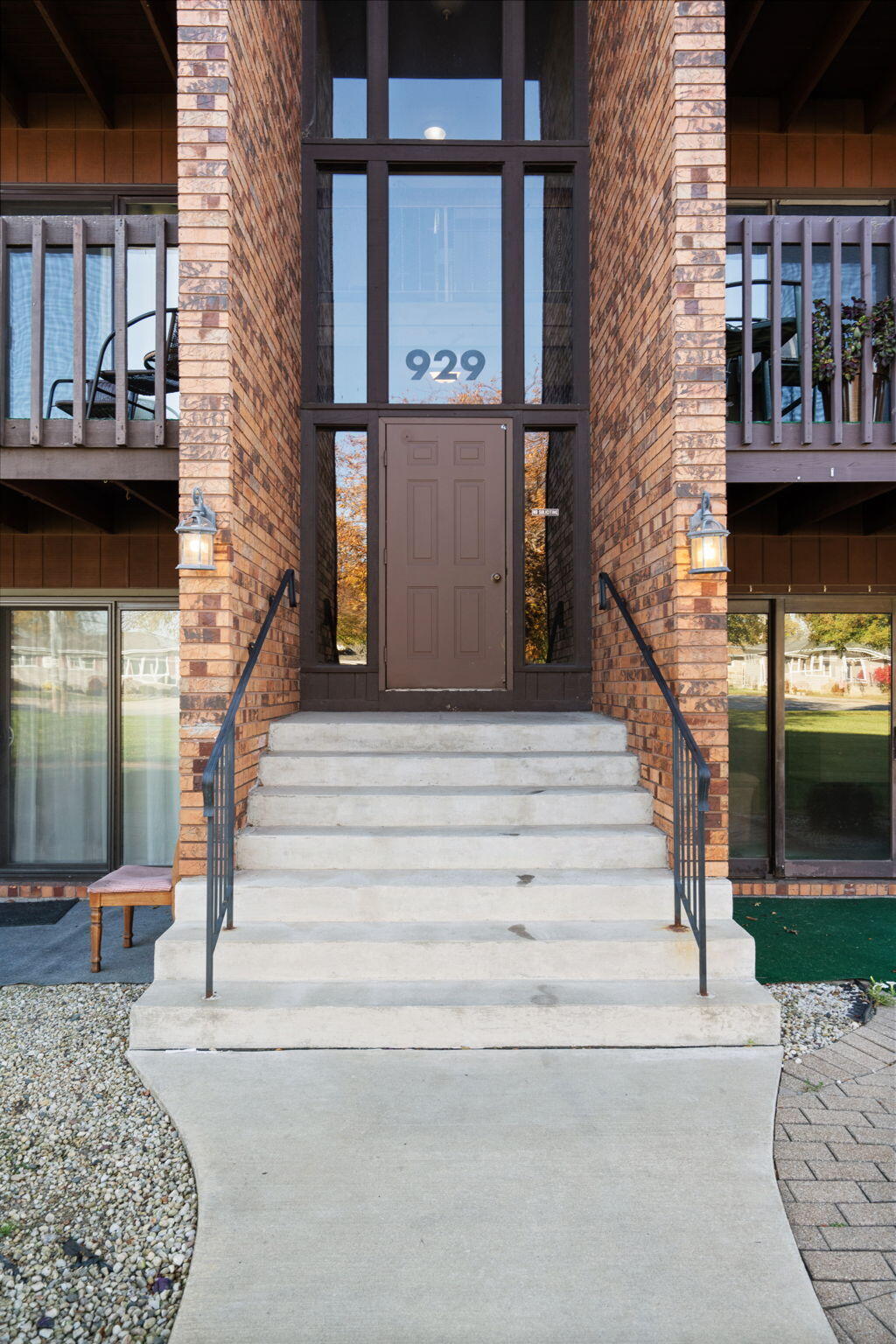 929 W Glen Park Avenue Unit: 304