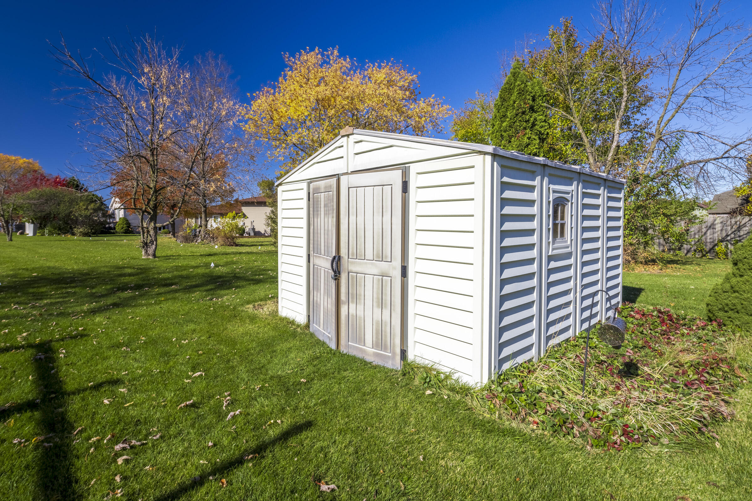 2720 Painted Leaf Court