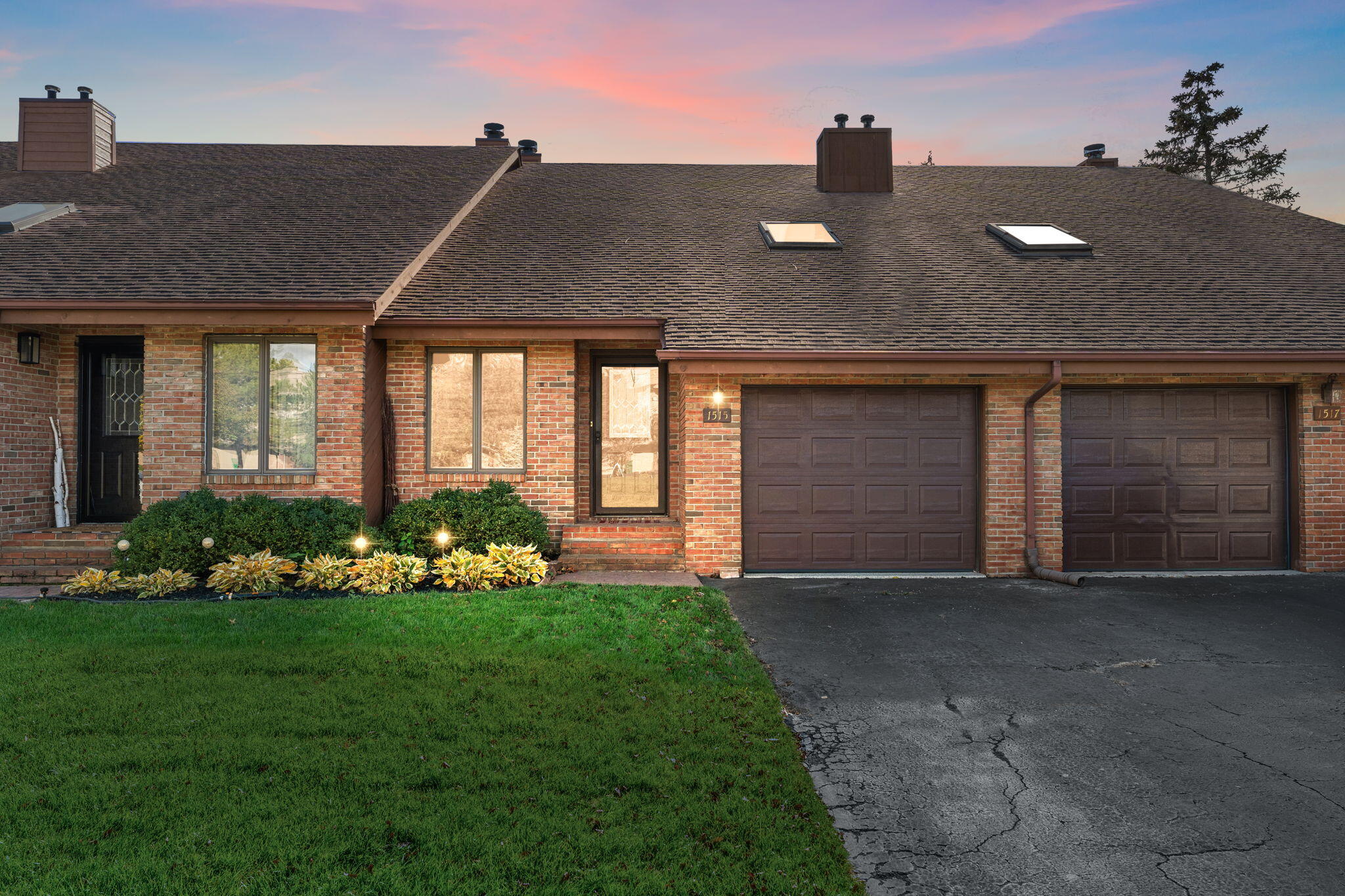 1515 Maple Place