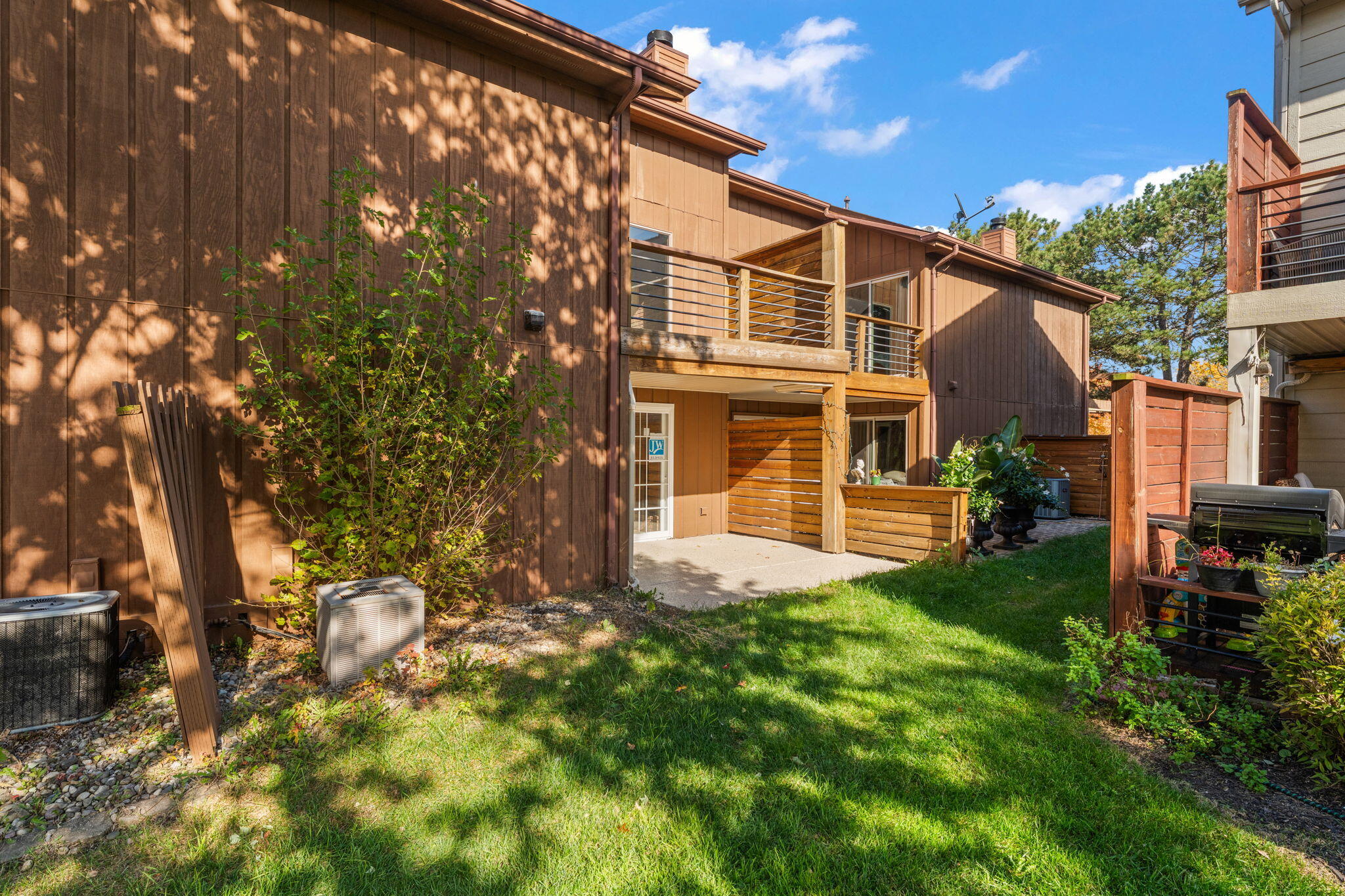 1515 Maple Place