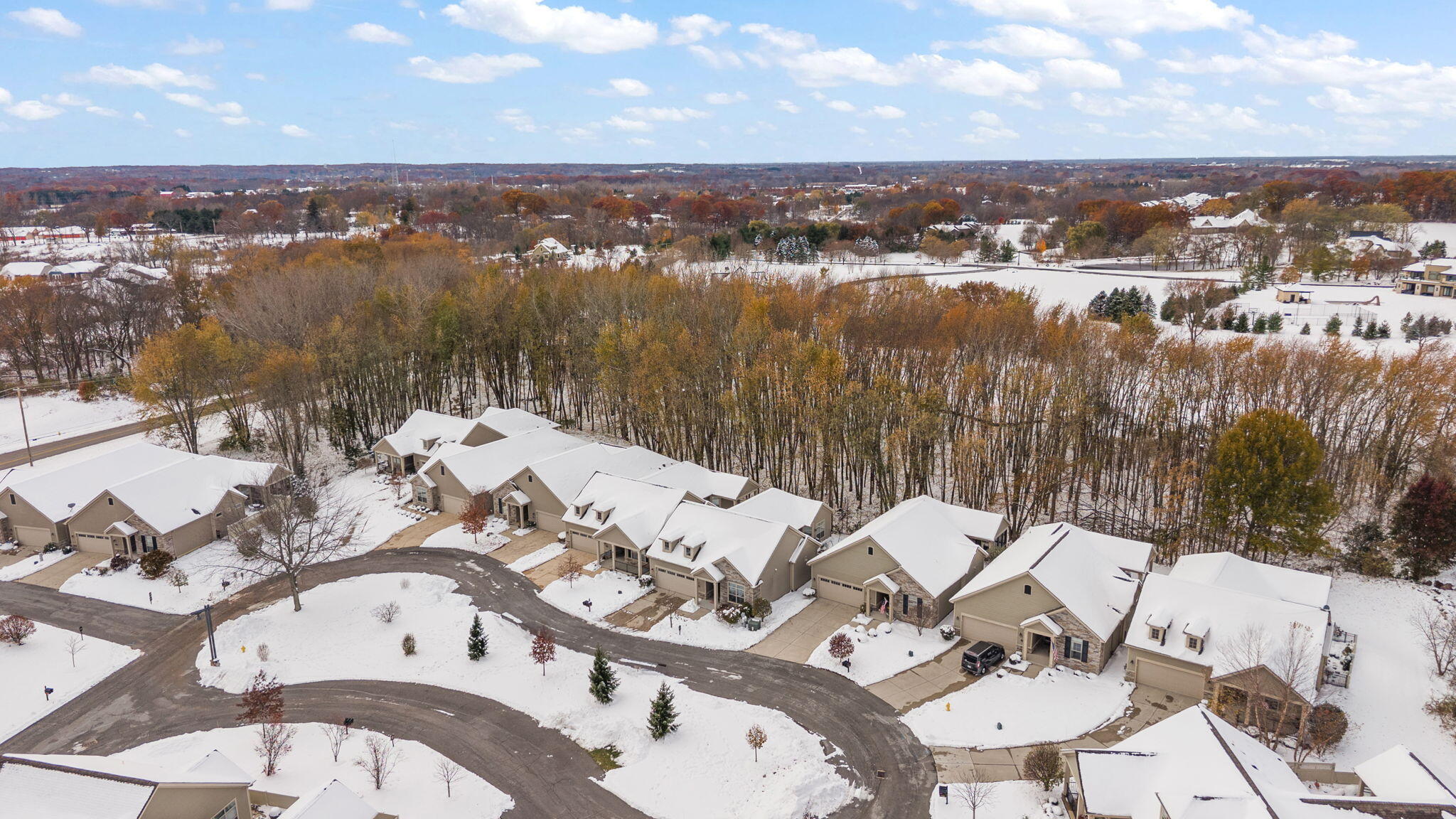 2714 Rustic Crooked Circle