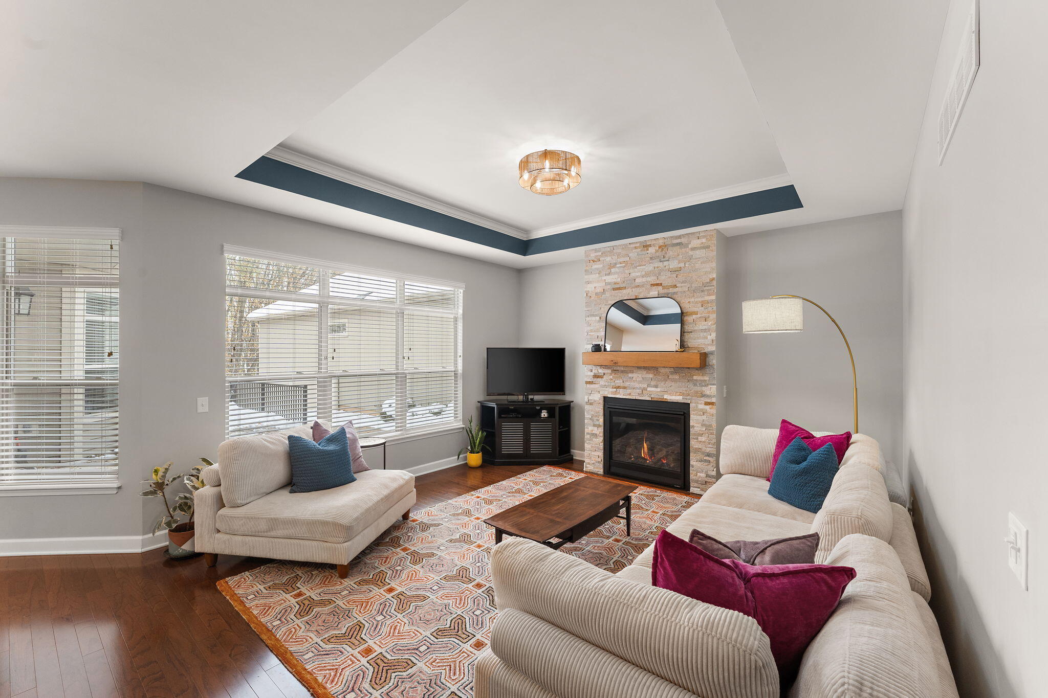 2714 Rustic Crooked Circle