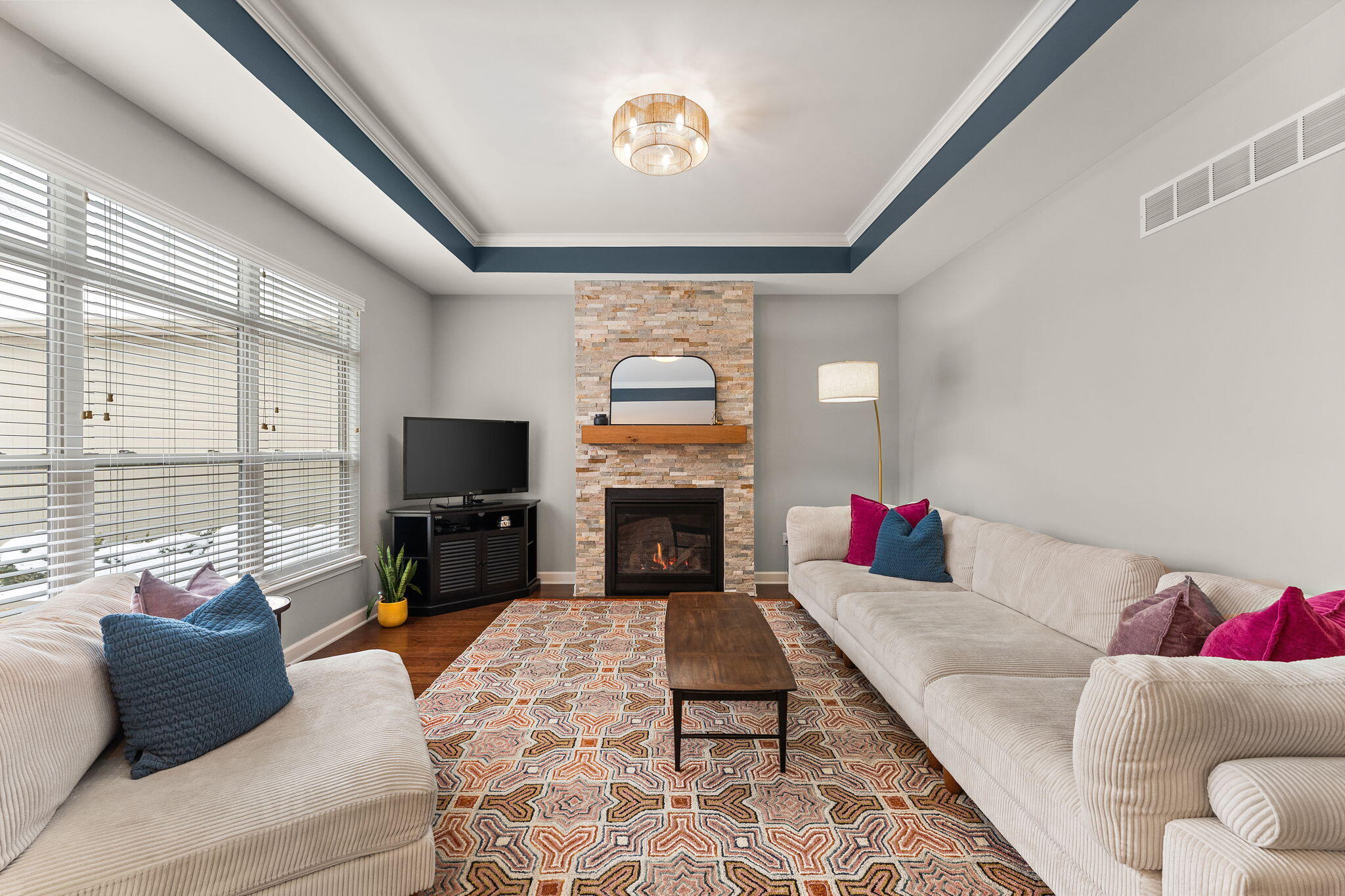 2714 Rustic Crooked Circle