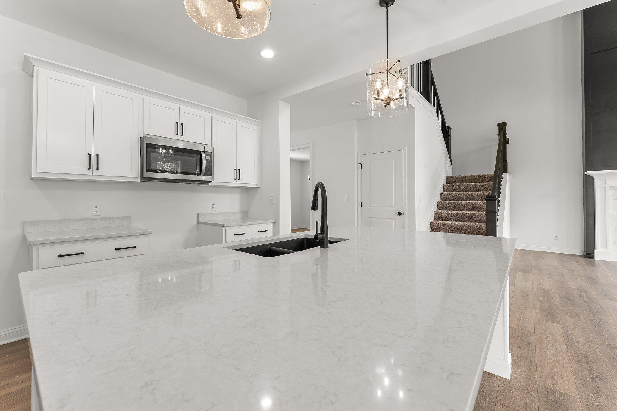 872 Valley View Drive