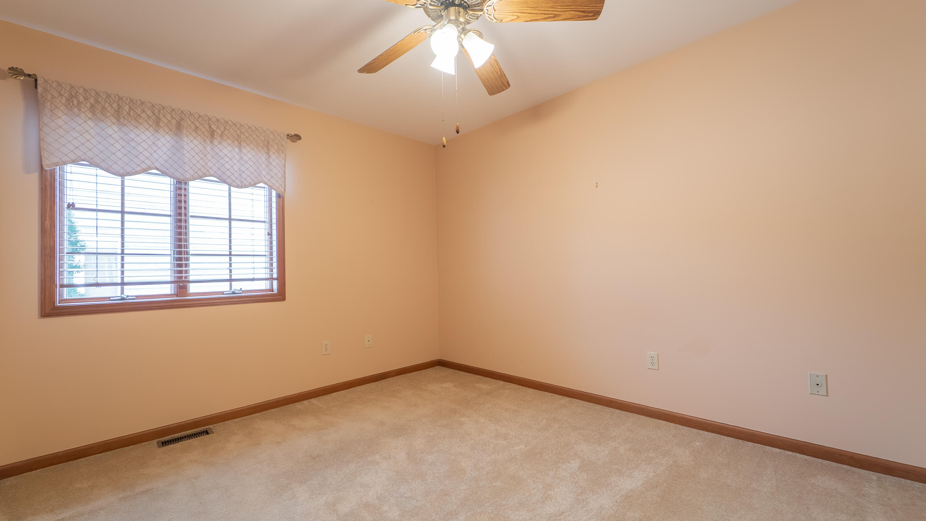 312 Fairfield Drive