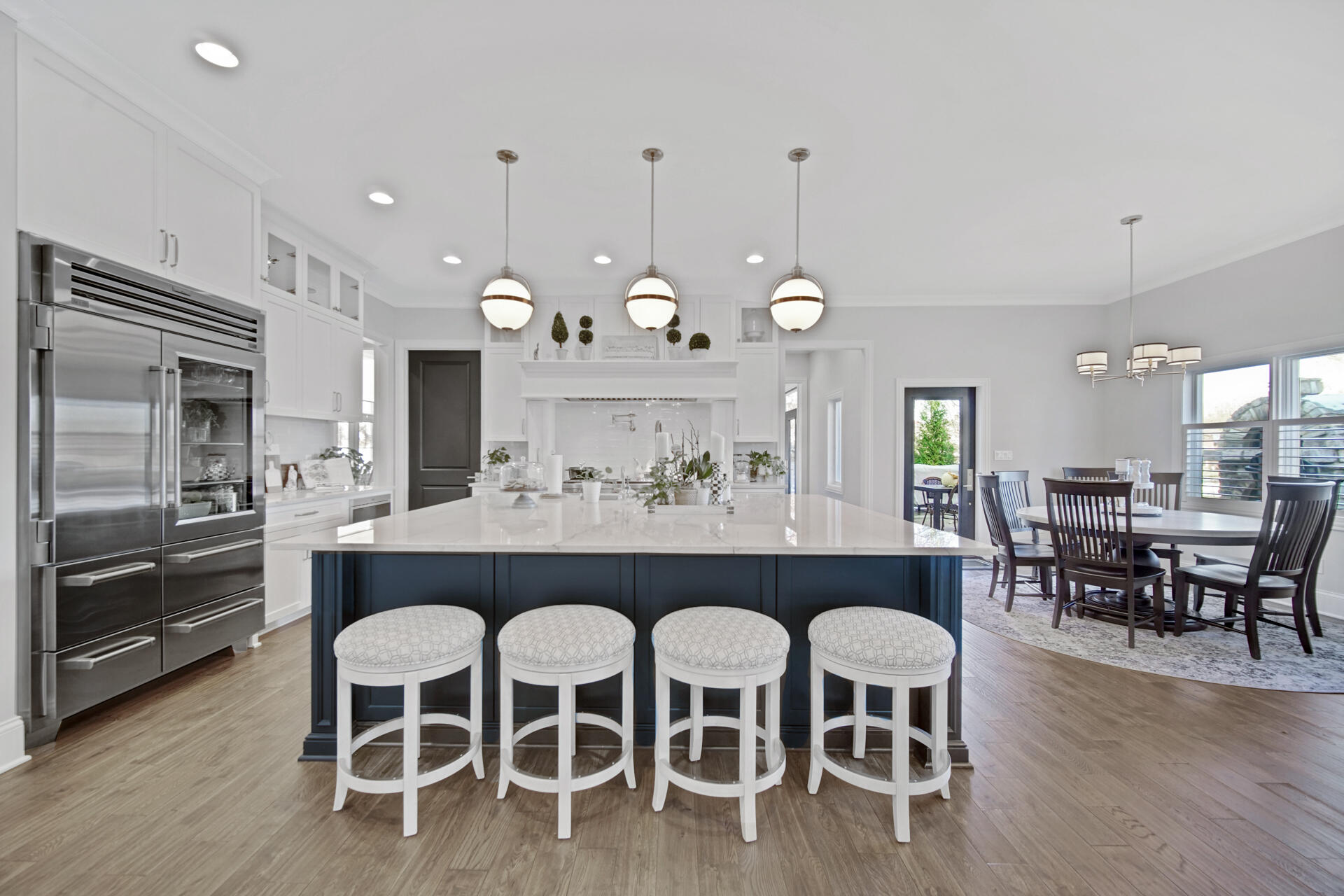 917 Perthshire Lane