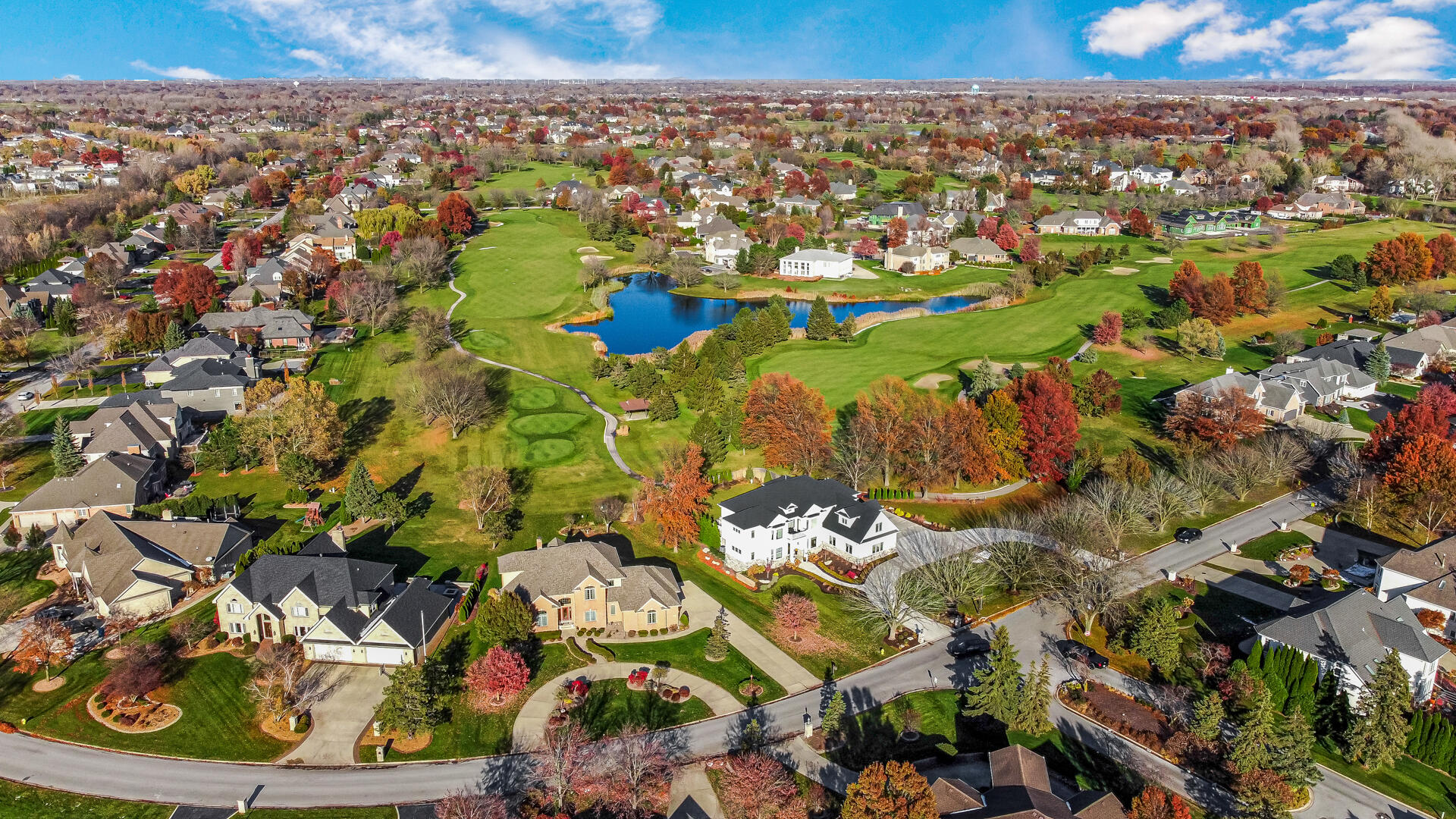 917 Perthshire Lane
