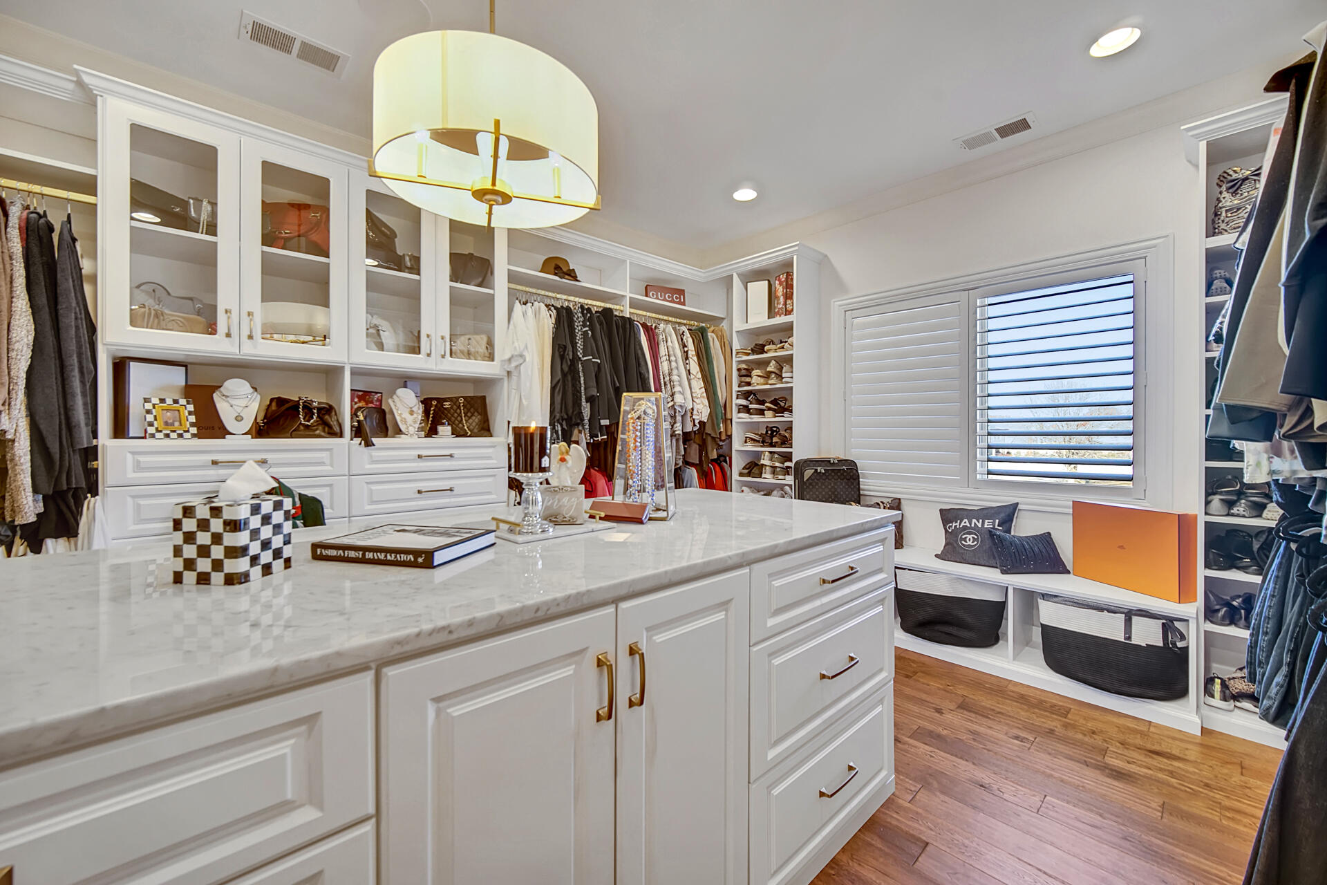 917 Perthshire Lane