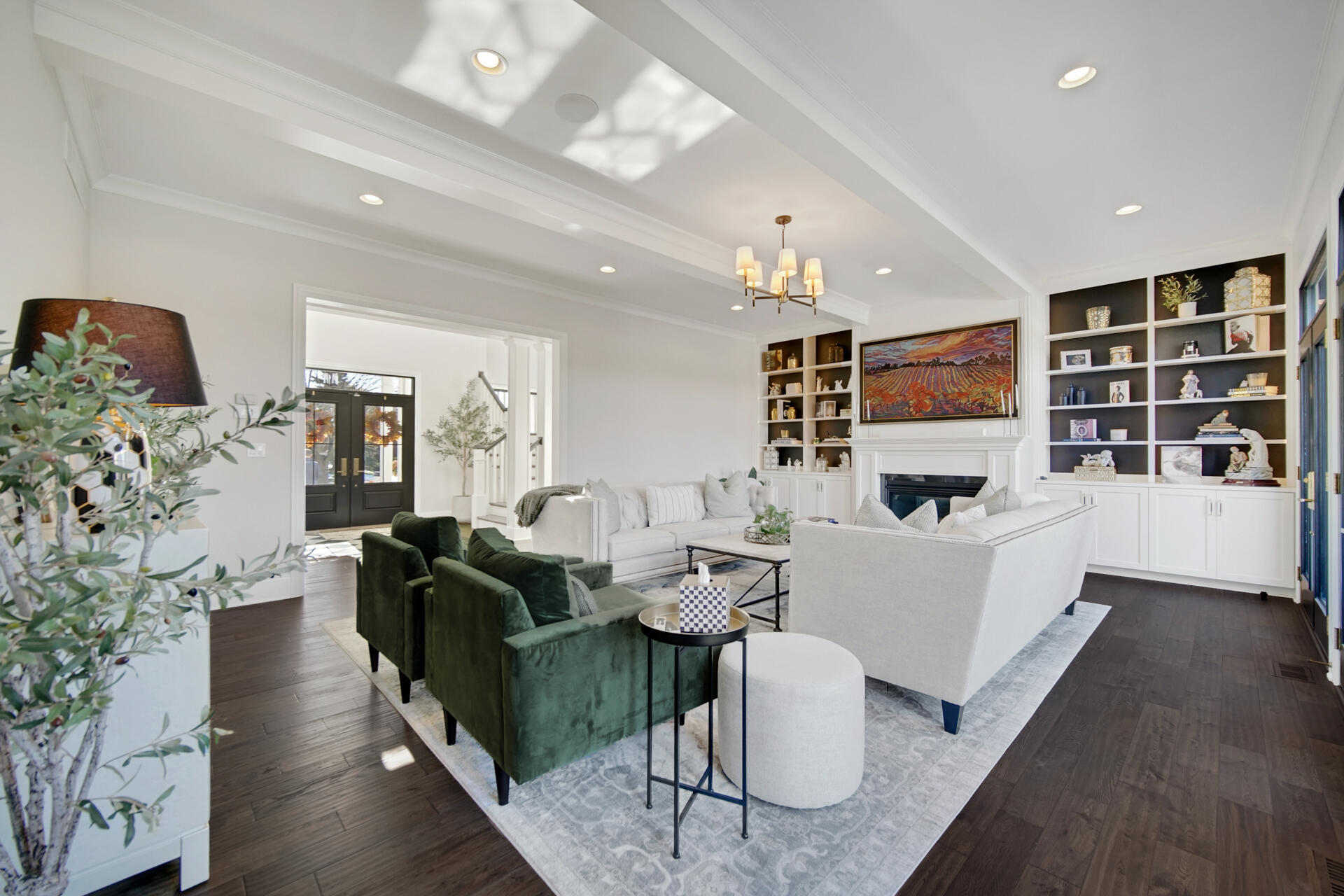 917 Perthshire Lane