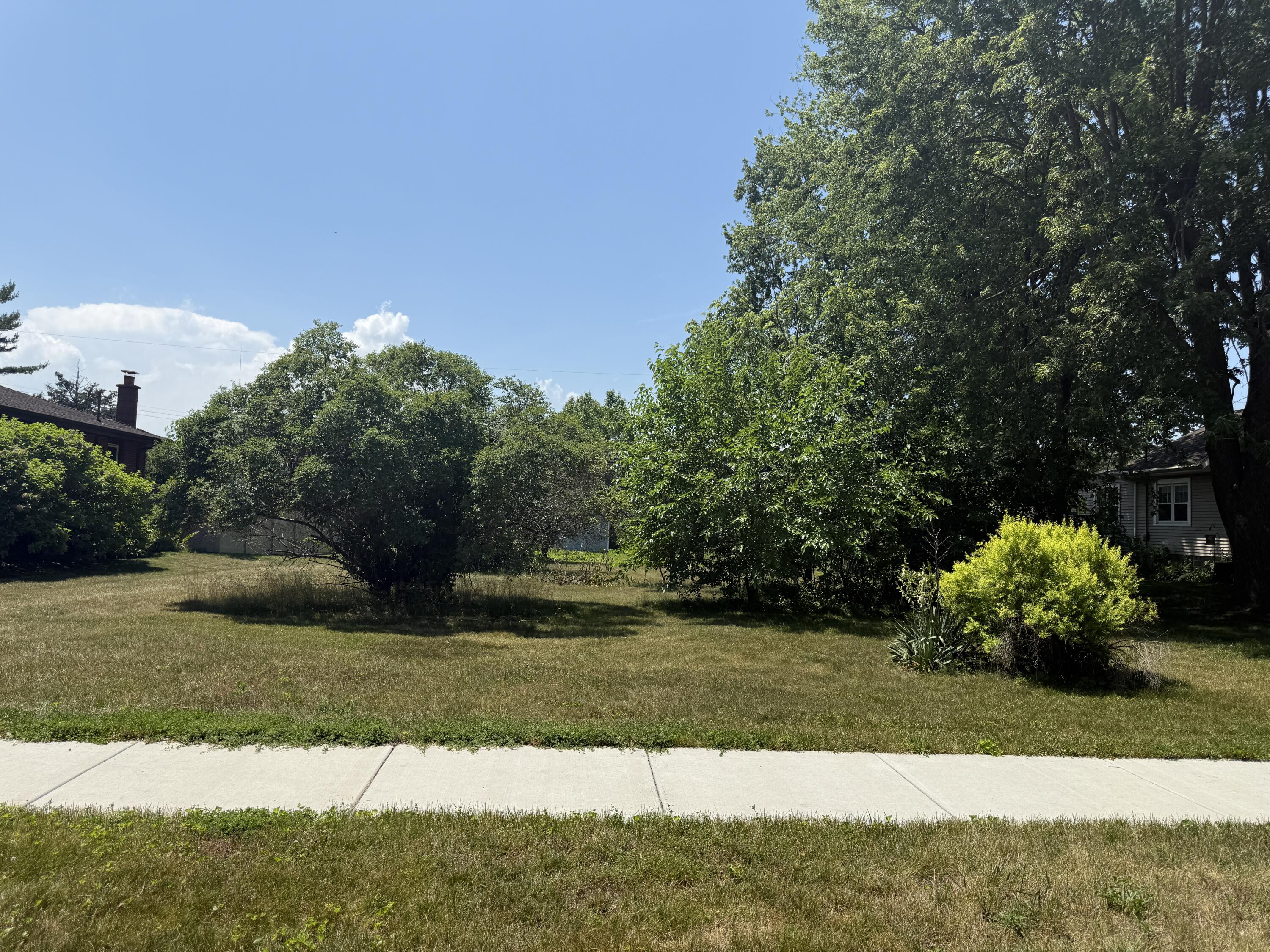 138 N Rensselaer Avenue