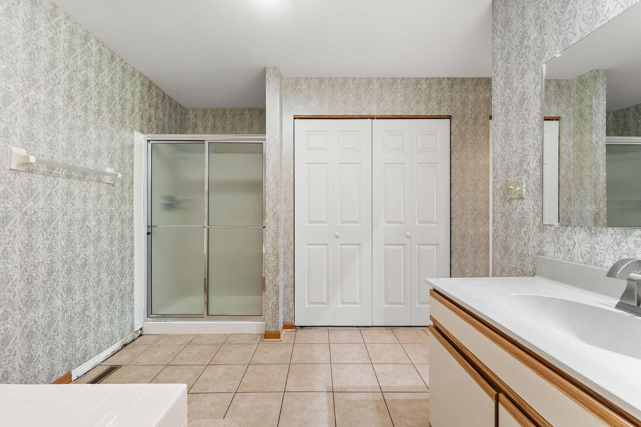 1535 W 93rd Court