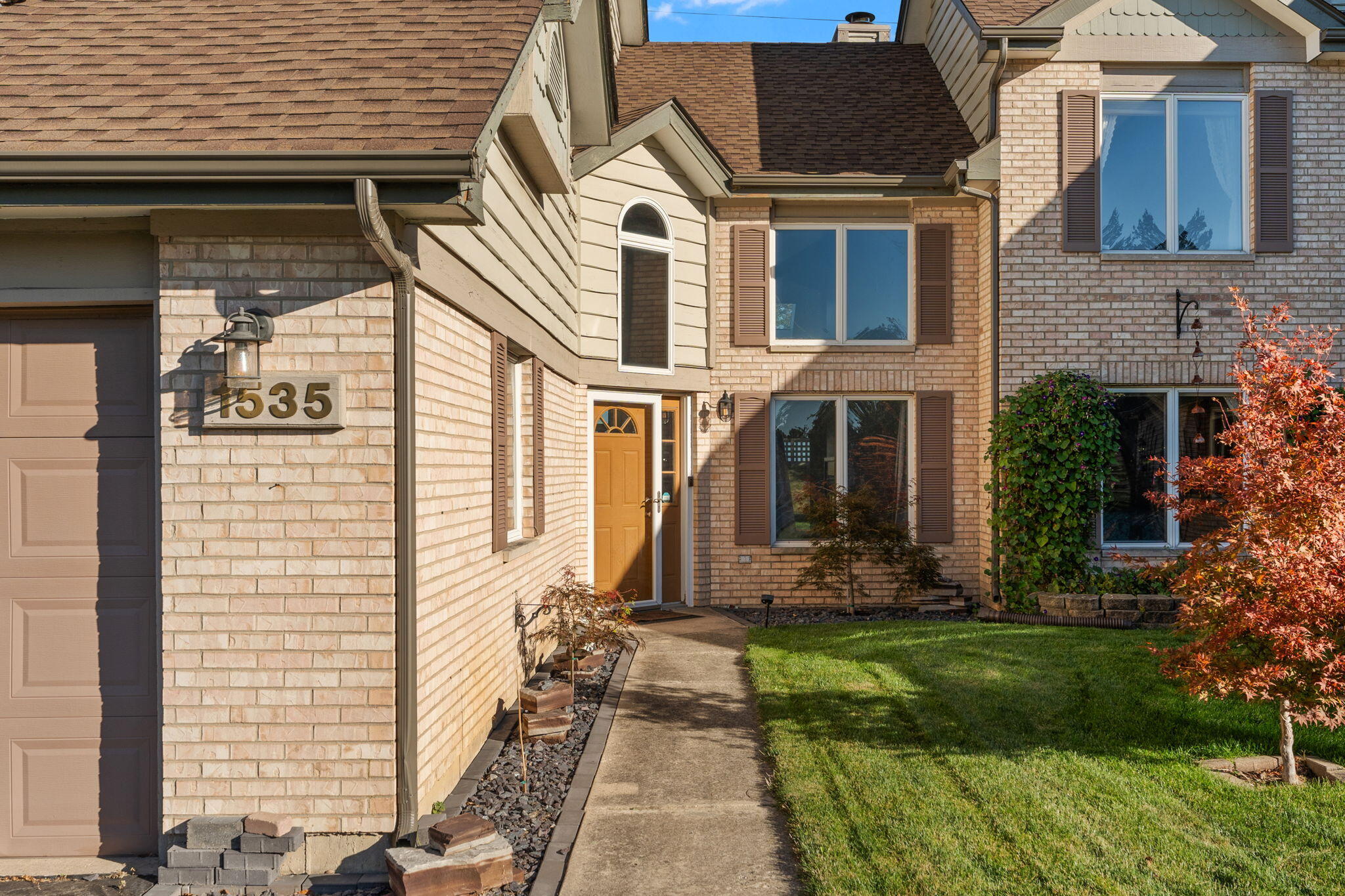 1535 W 93rd Court