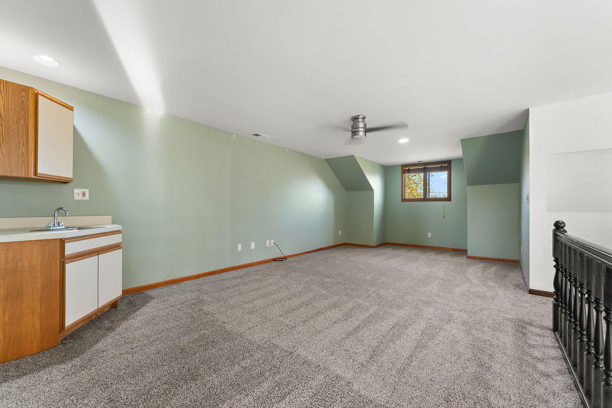 1535 W 93rd Court