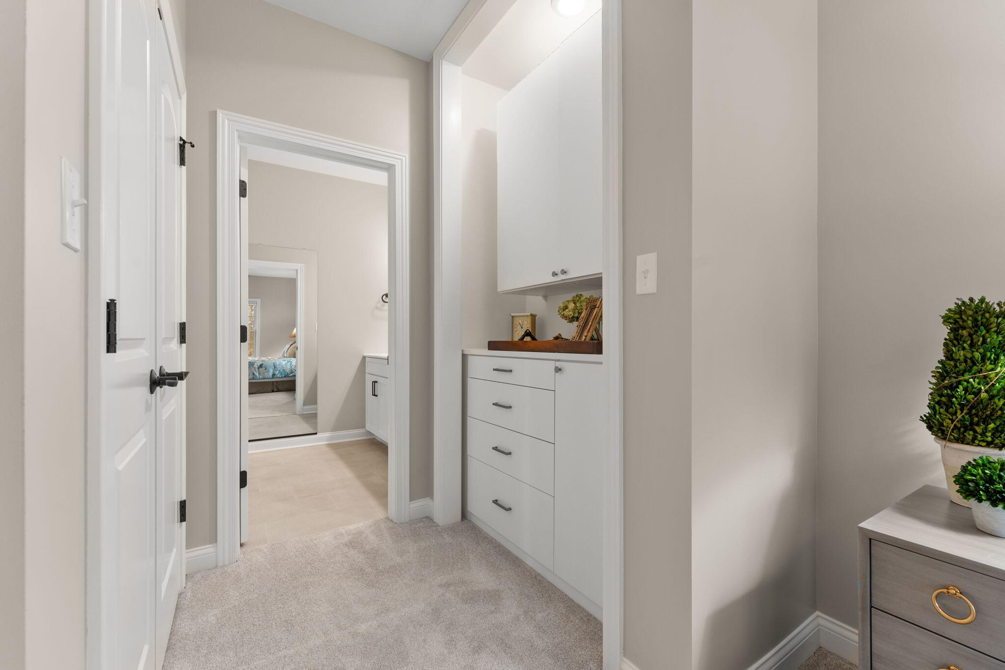 12763 Creekside Drive